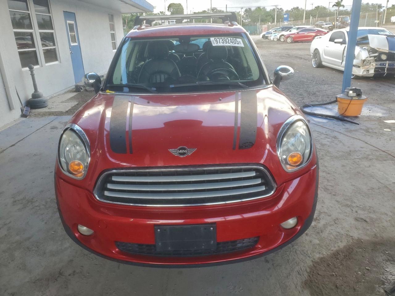 2014 Mini Cooper Countryman Red vin: WMWZB3C53EWM32495