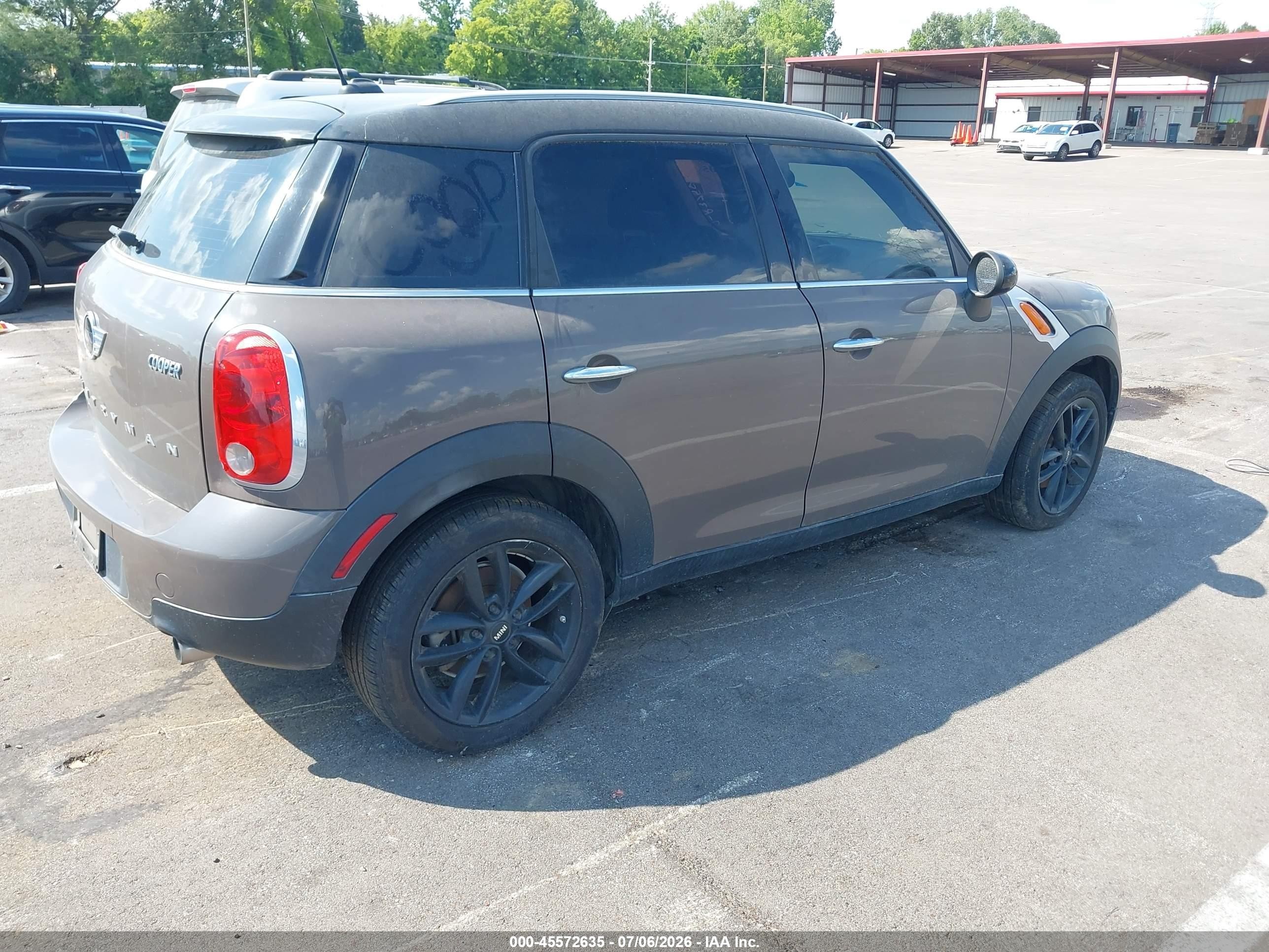 2014 Mini Countryman Cooper Brown vin: WMWZB3C53EWR37582