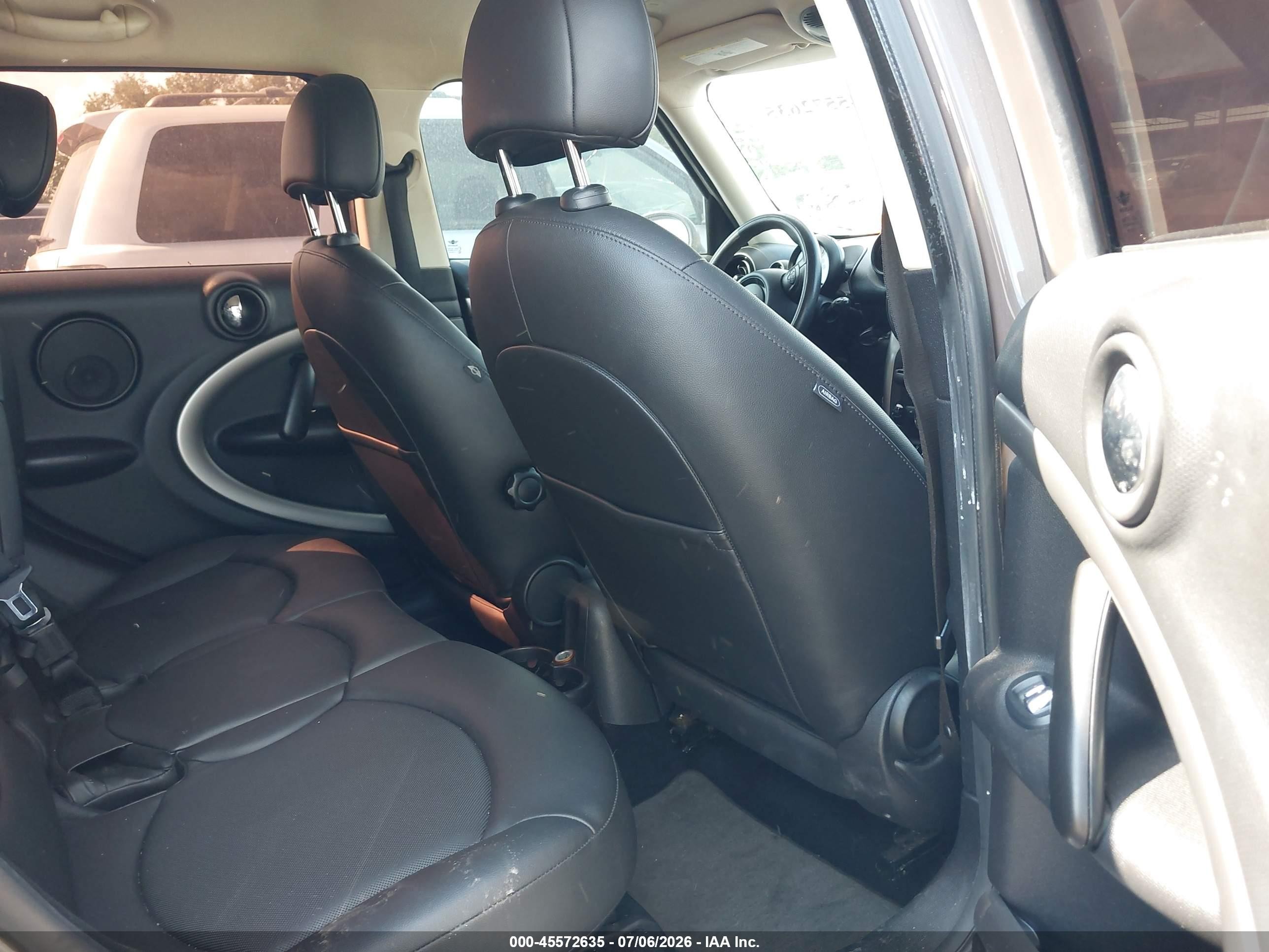 2014 Mini Countryman Cooper Brown vin: WMWZB3C53EWR37582