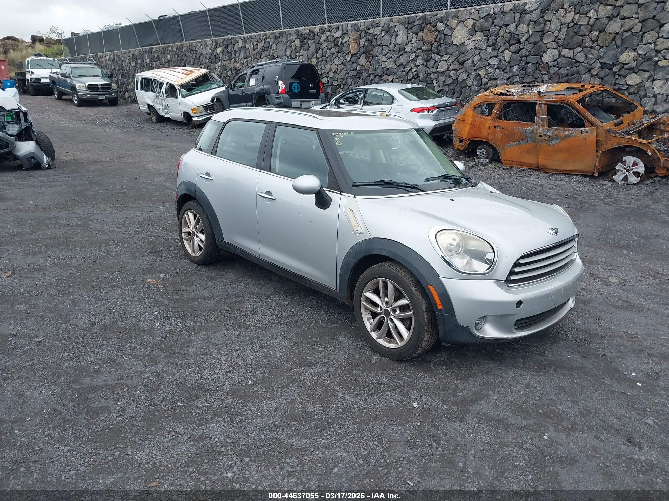 2011 Mini Cooper Countryman   Серебряный vin: WMWZB3C54BWH94530
