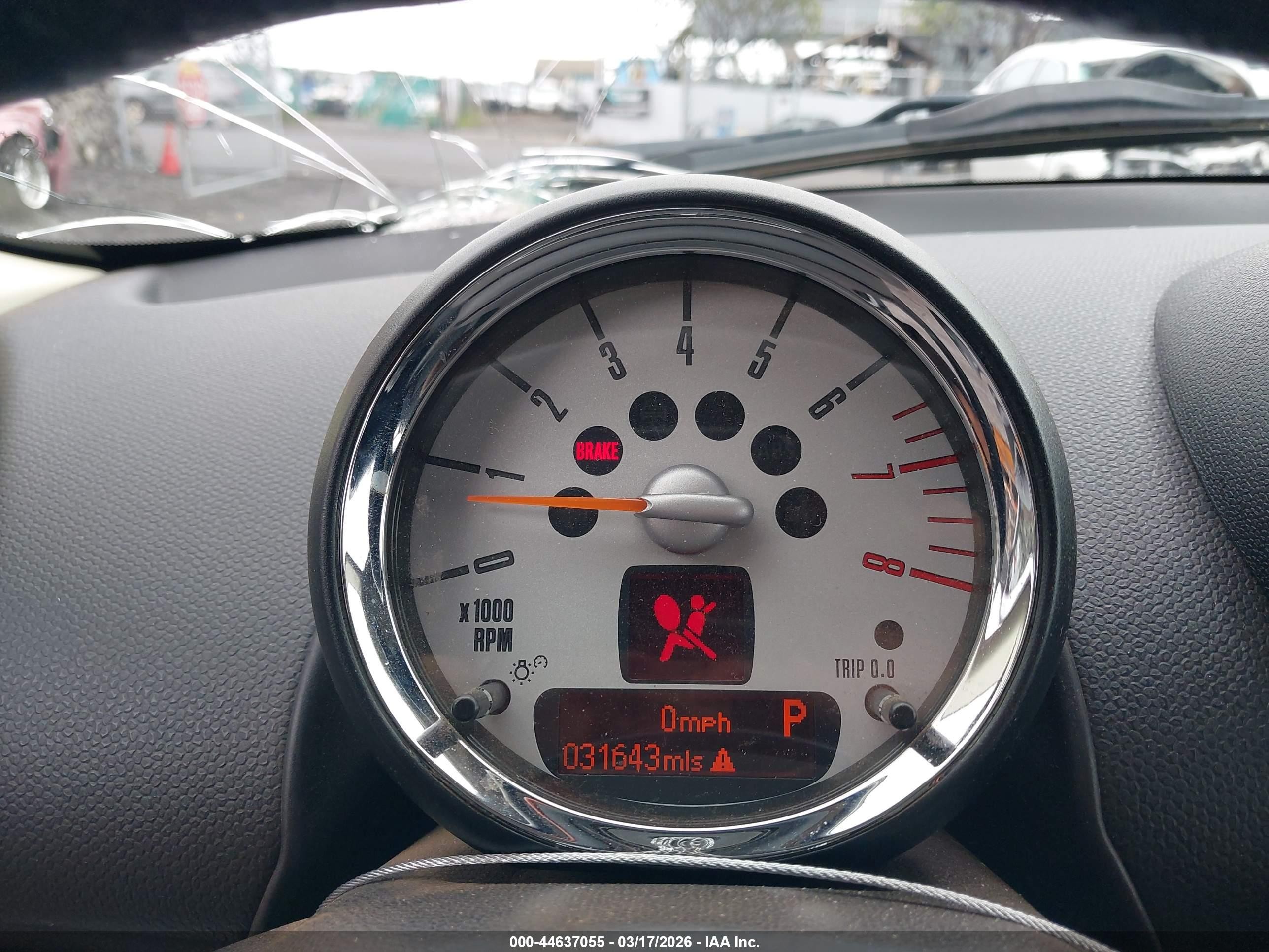 2011 Mini Cooper Countryman   Silver vin: WMWZB3C54BWH94530