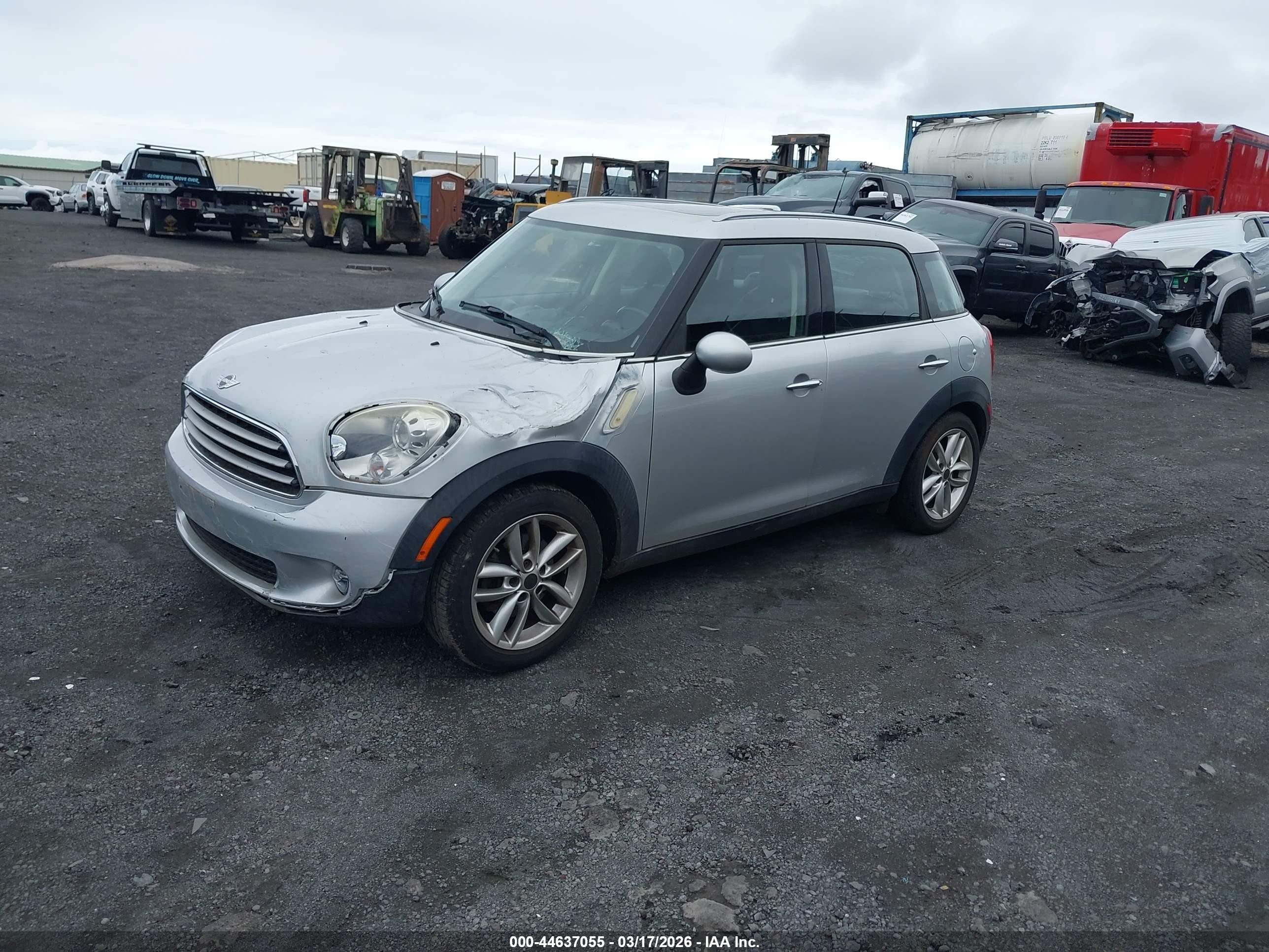 2011 Mini Cooper Countryman   Silver vin: WMWZB3C54BWH94530