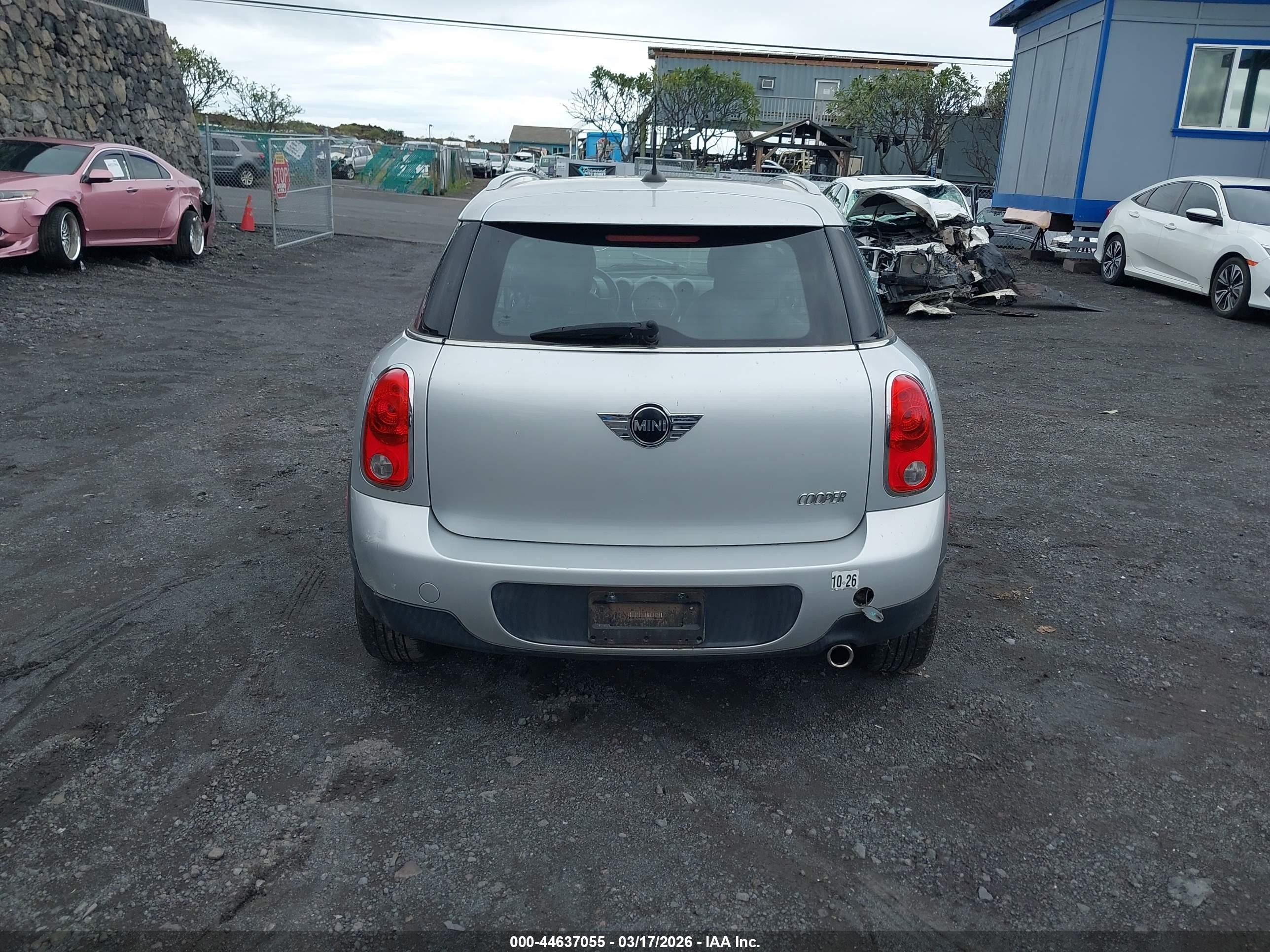 2011 Mini Cooper Countryman   Silver vin: WMWZB3C54BWH94530