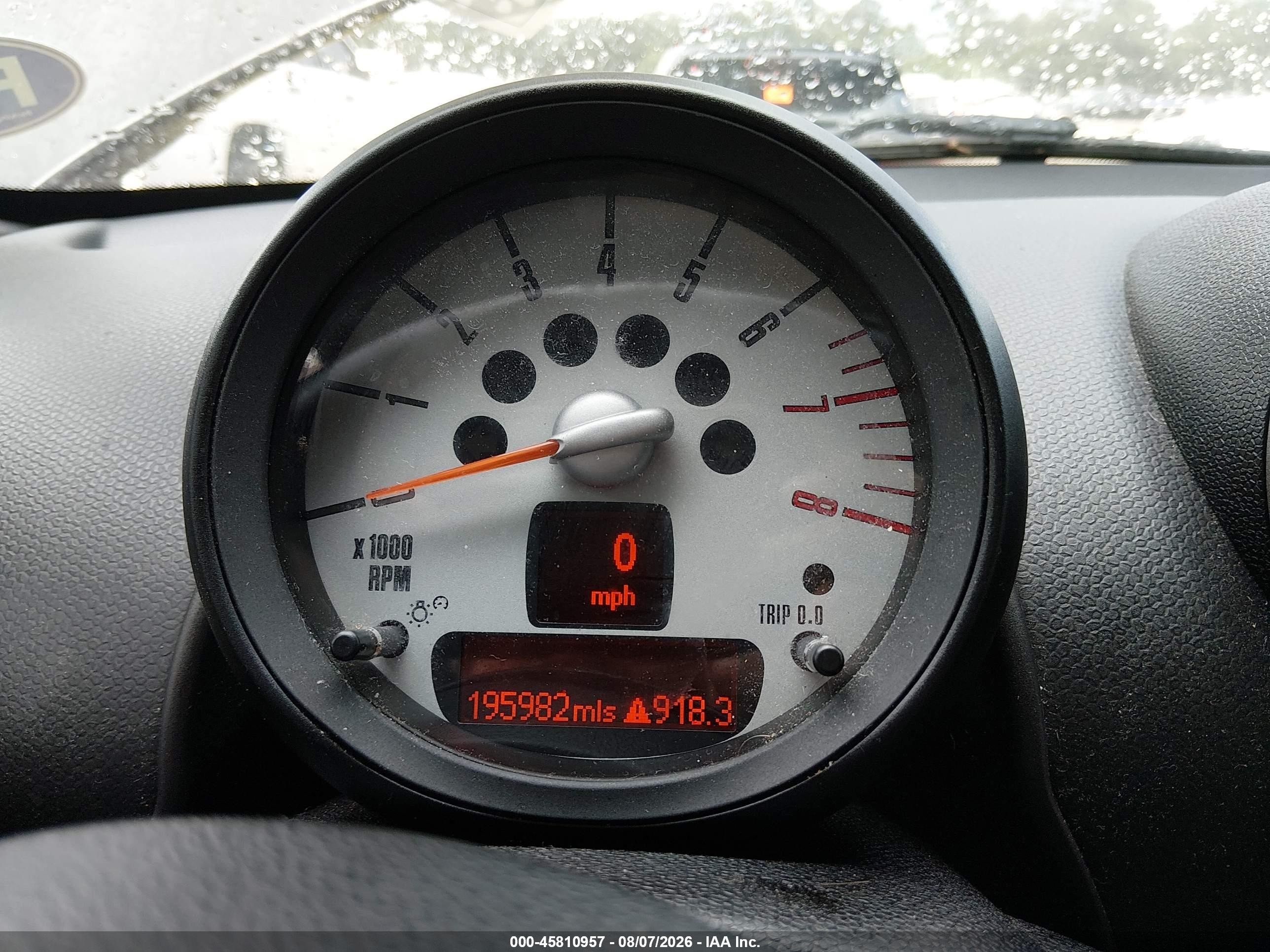 2011 Mini Cooper Countryman   Beige vin: WMWZB3C54BWM01333