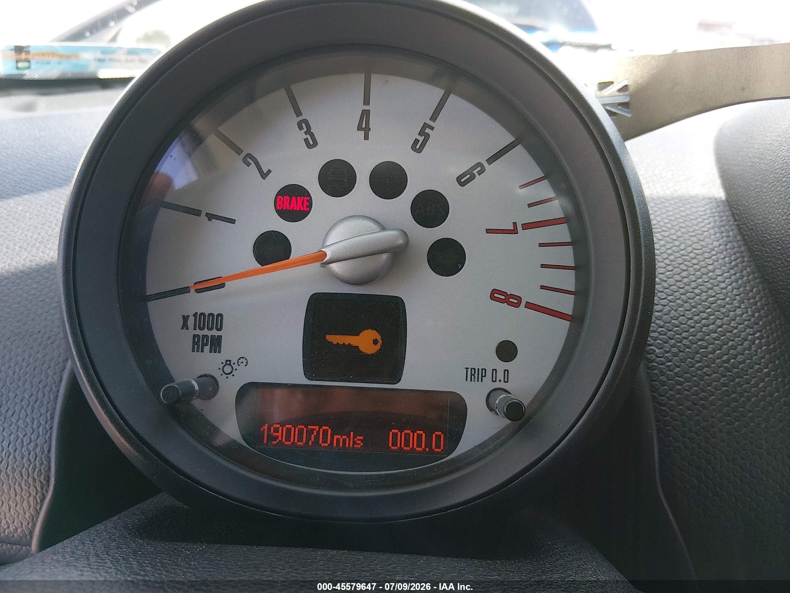 2013 Mini Countryman Cooper White vin: WMWZB3C54DWM07040