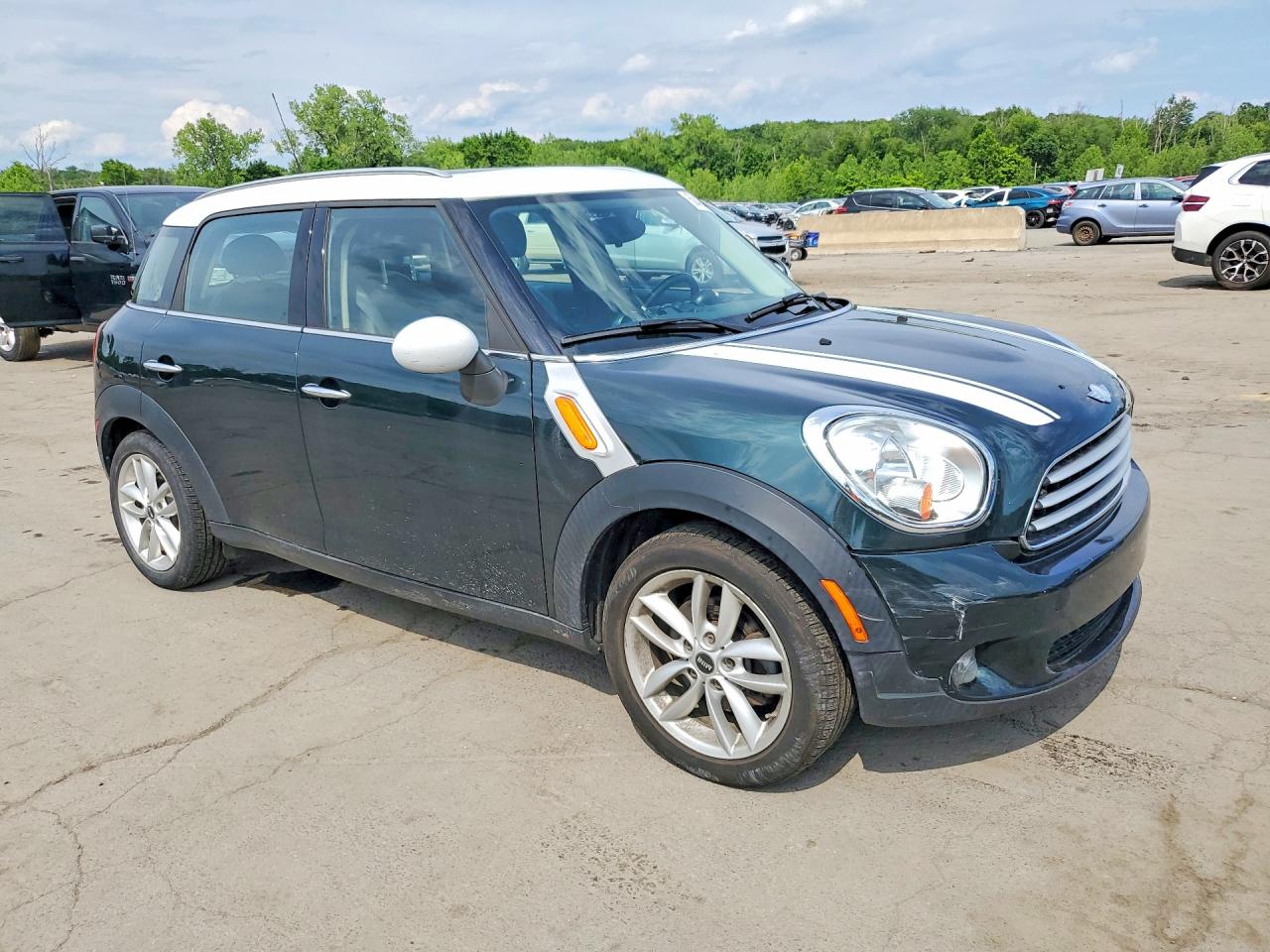 2013 Mini Cooper Countryman Зеленый vin: WMWZB3C54DWM09337