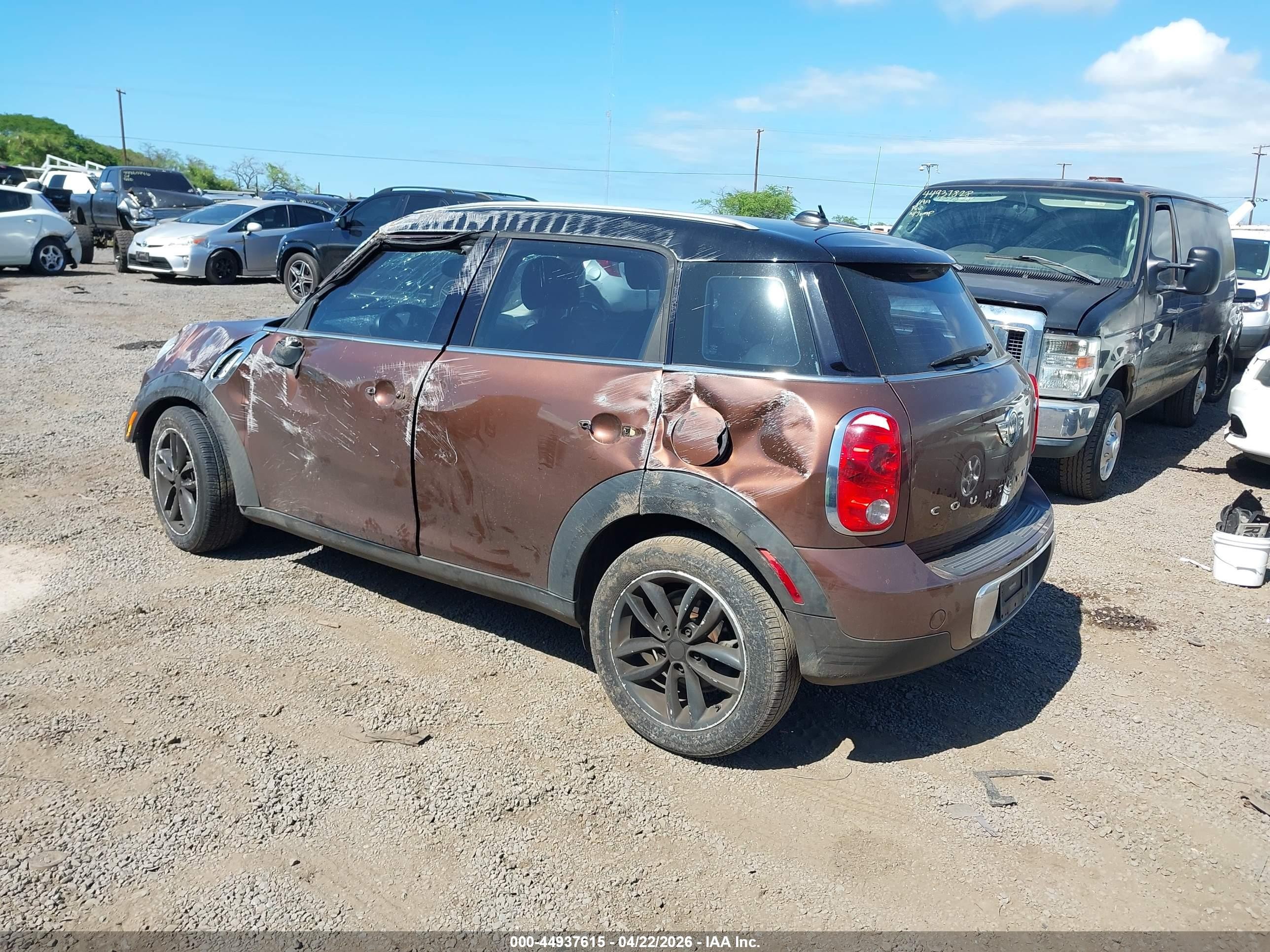 2013 Mini Countryman Cooper Gray vin: WMWZB3C54DWM09953
