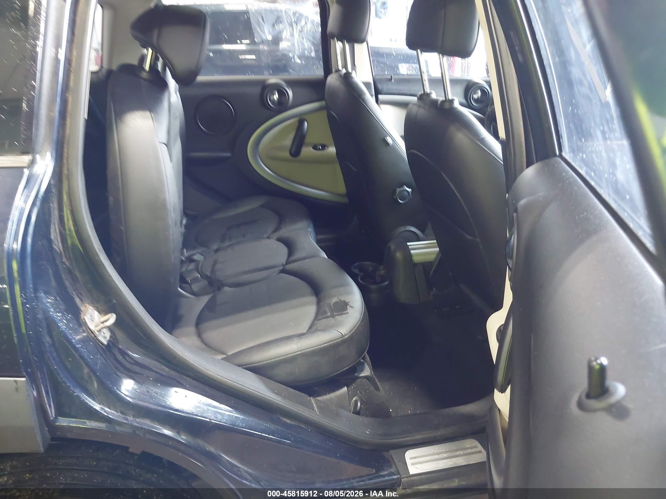 2014 Mini Countryman Cooper Dark Blue vin: WMWZB3C54EWM32148