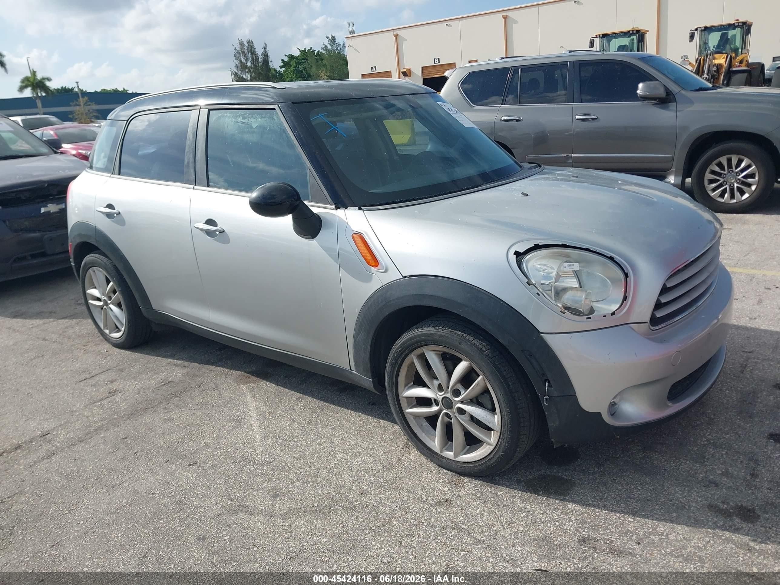 2013 Mini Countryman Cooper Silver vin: WMWZB3C55DWM31329