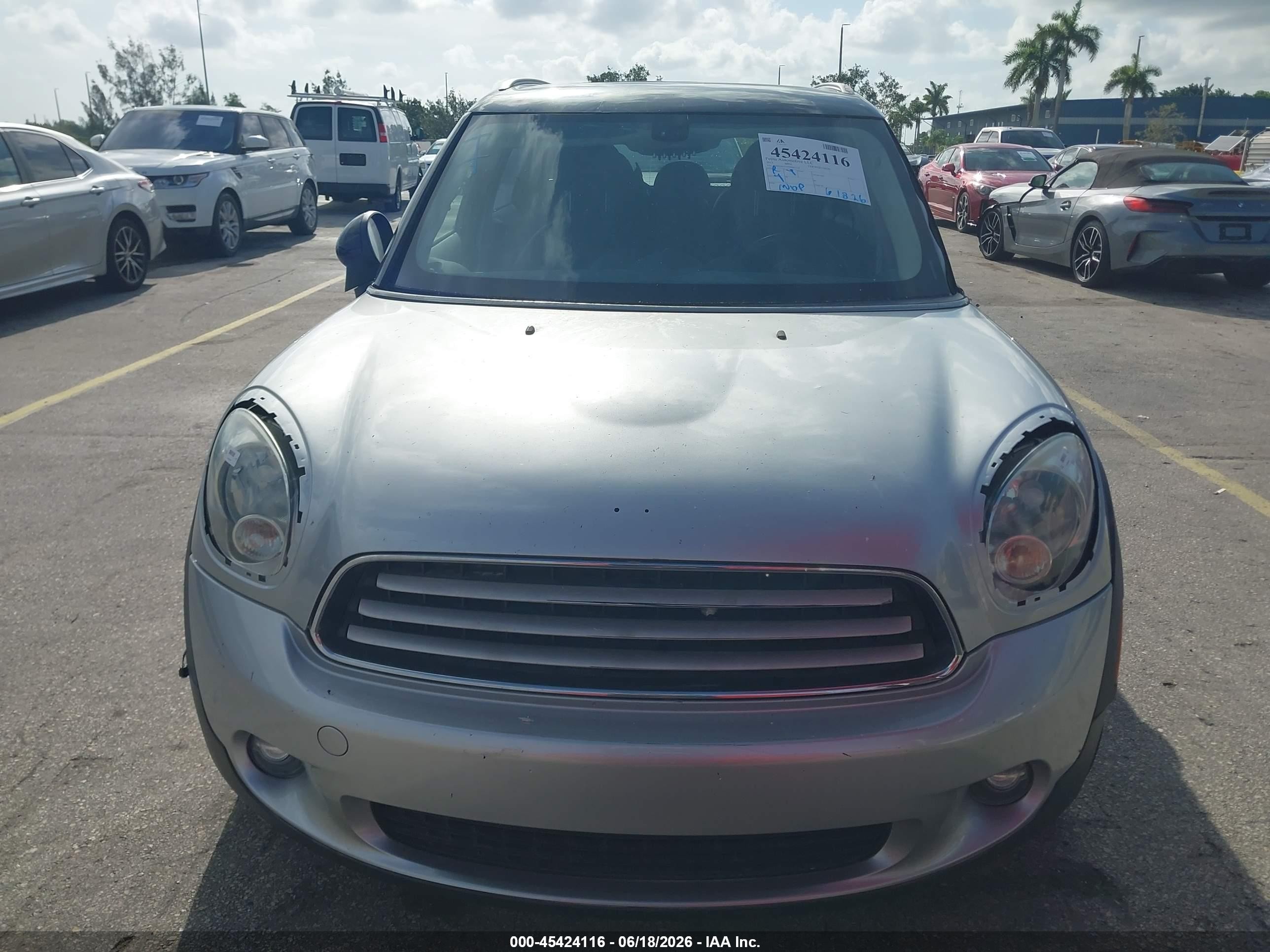2013 Mini Countryman Cooper Silver vin: WMWZB3C55DWM31329
