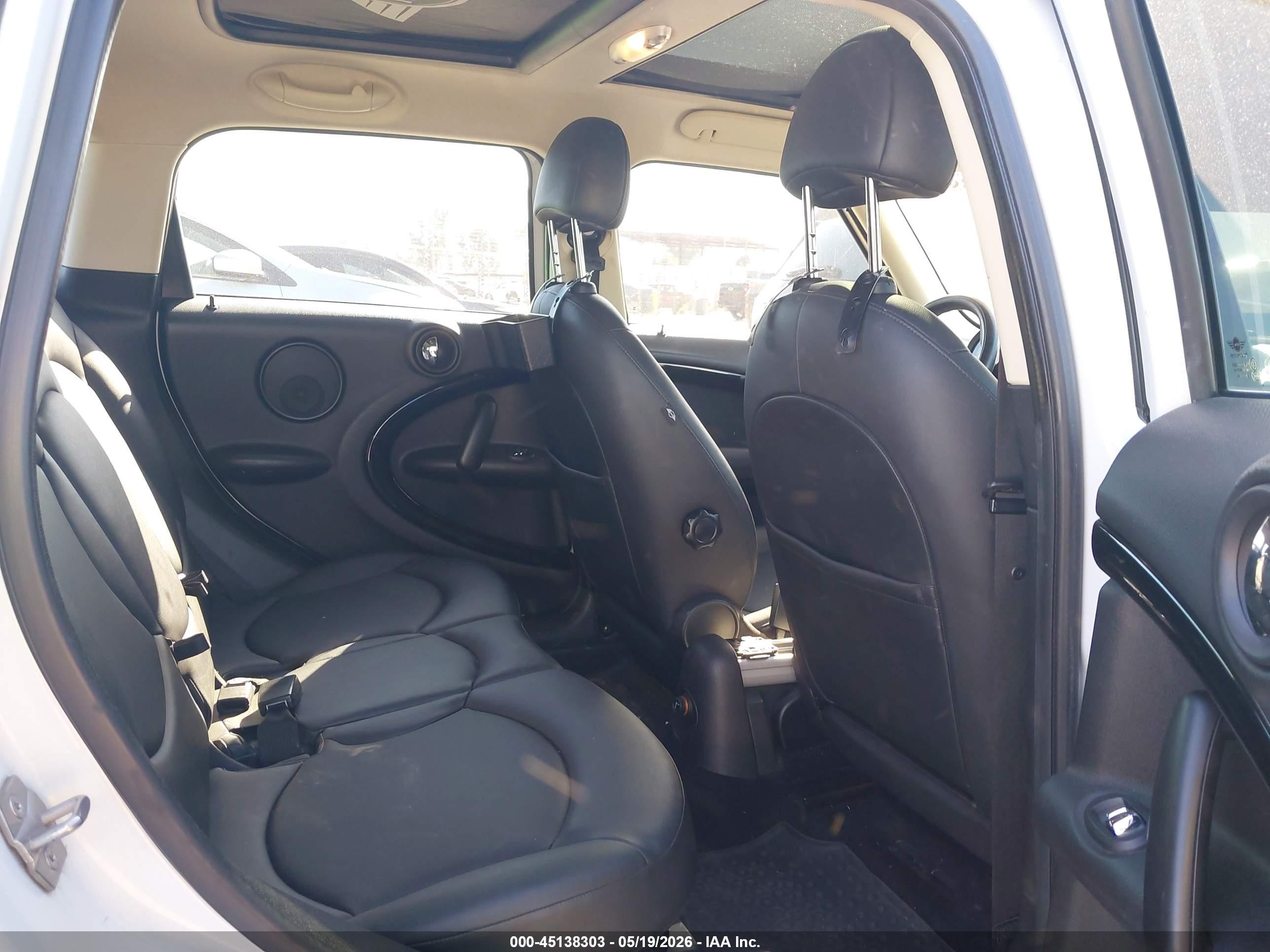 2013 Mini Countryman Cooper Белый vin: WMWZB3C55DWR35475