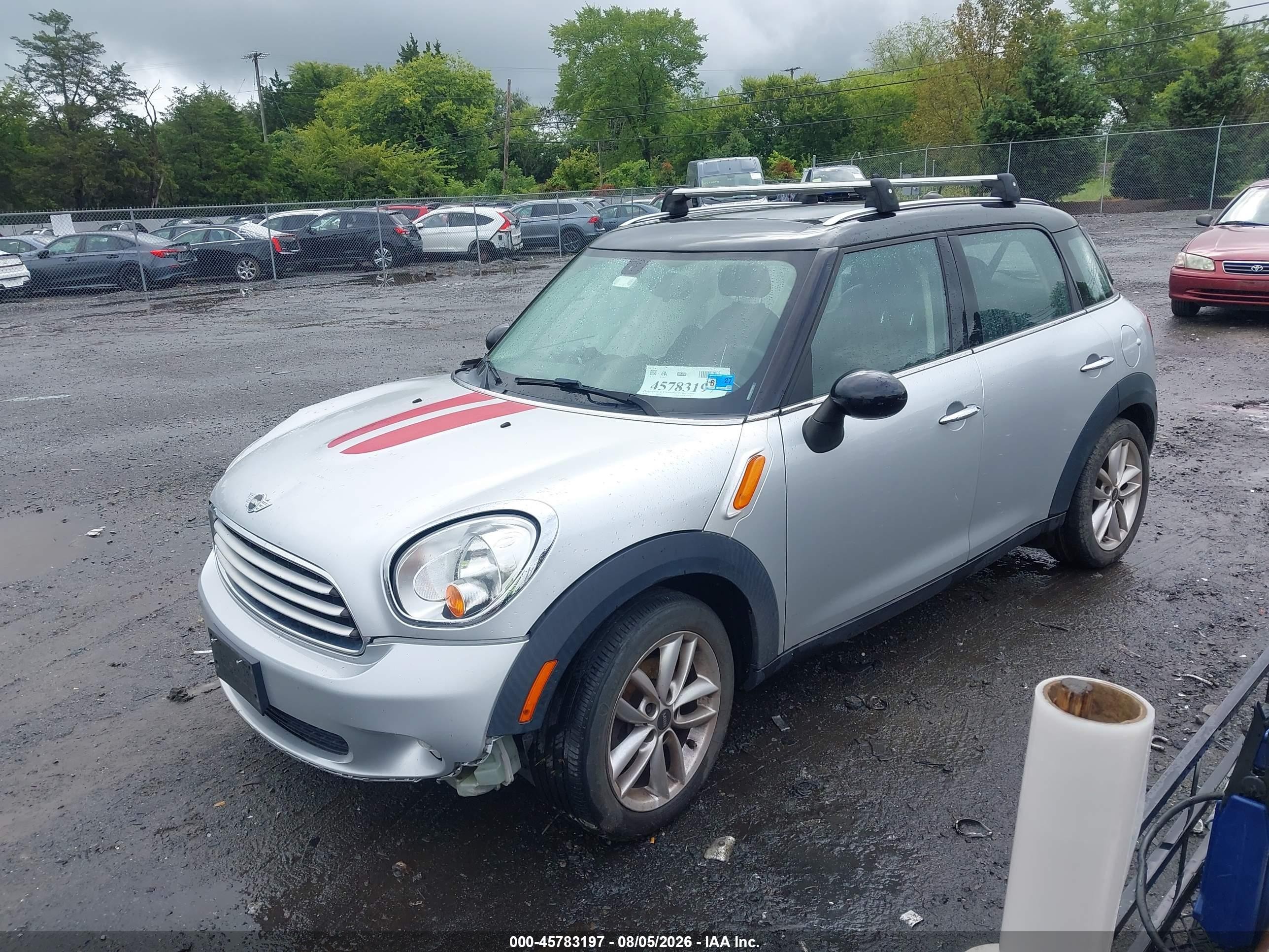 2014 Mini Countryman Cooper Silver vin: WMWZB3C55EWR38183
