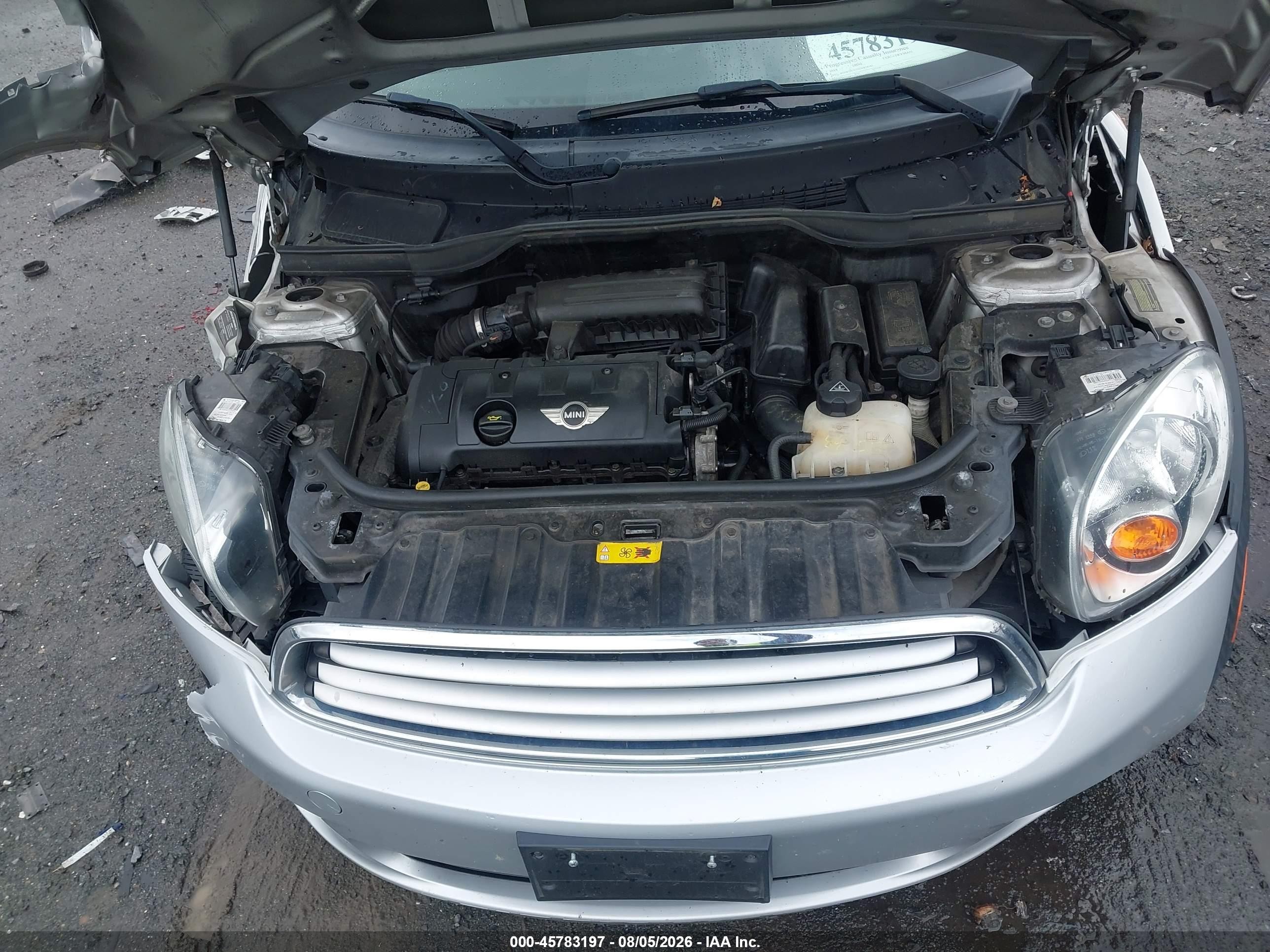 2014 Mini Countryman Cooper Silver vin: WMWZB3C55EWR38183