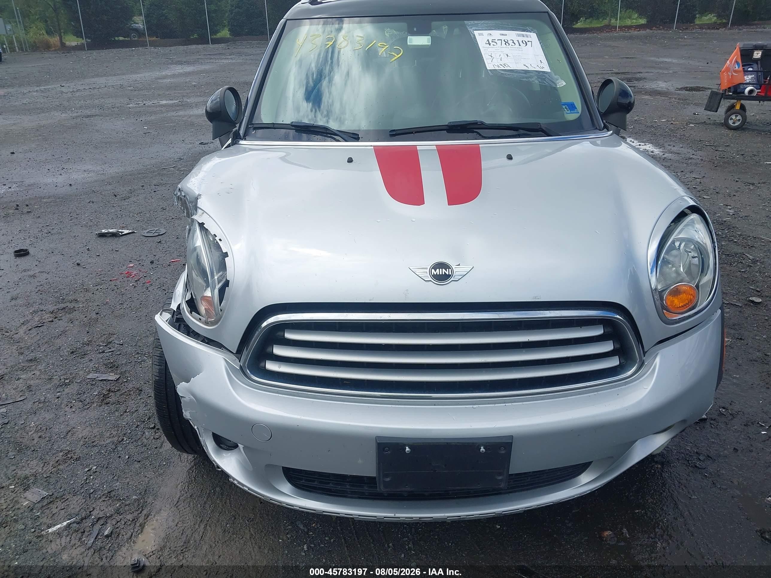 2014 Mini Countryman Cooper Silver vin: WMWZB3C55EWR38183