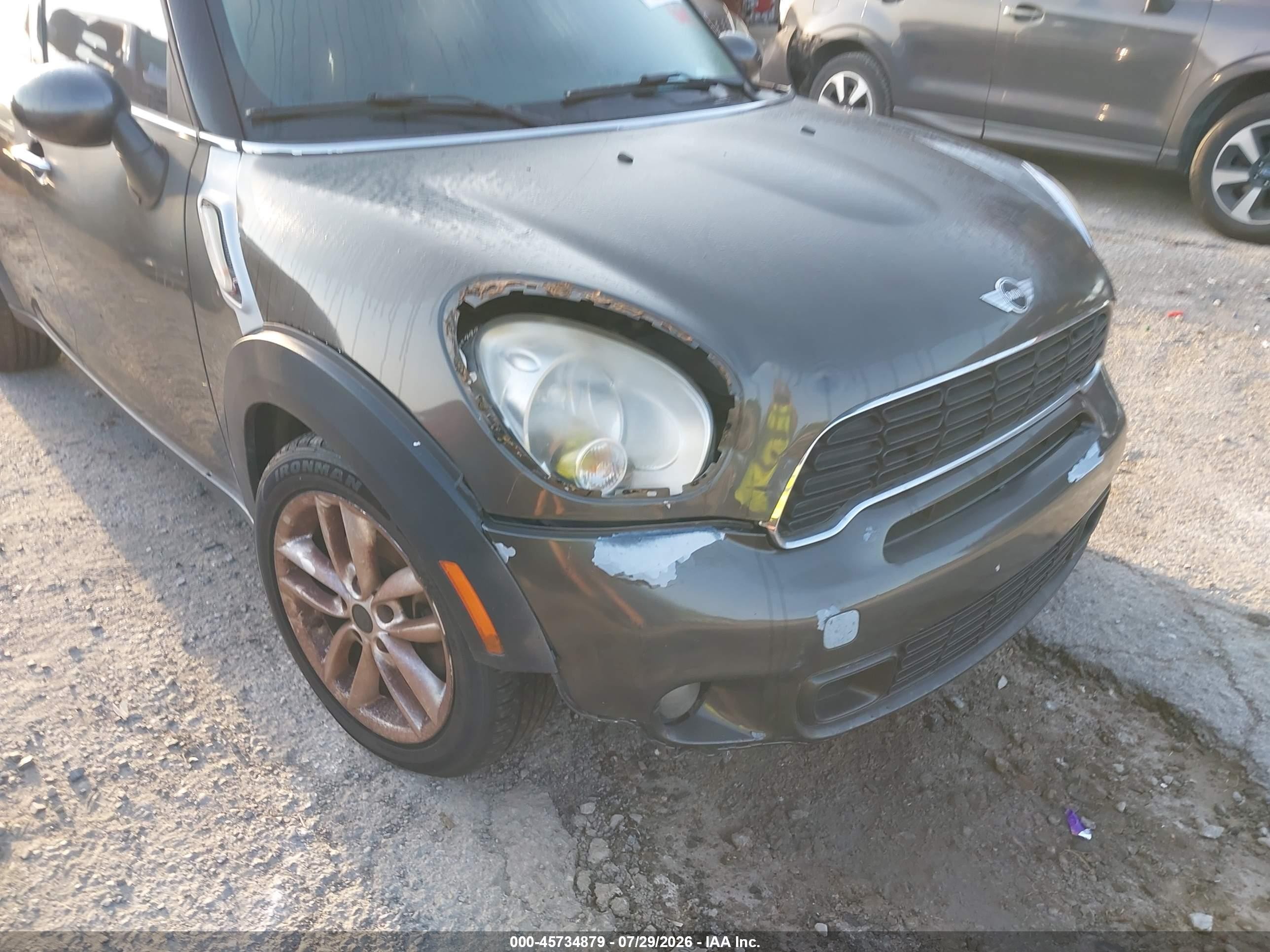 2014 Mini Countryman Cooper Gray vin: WMWZB3C55EWR40094