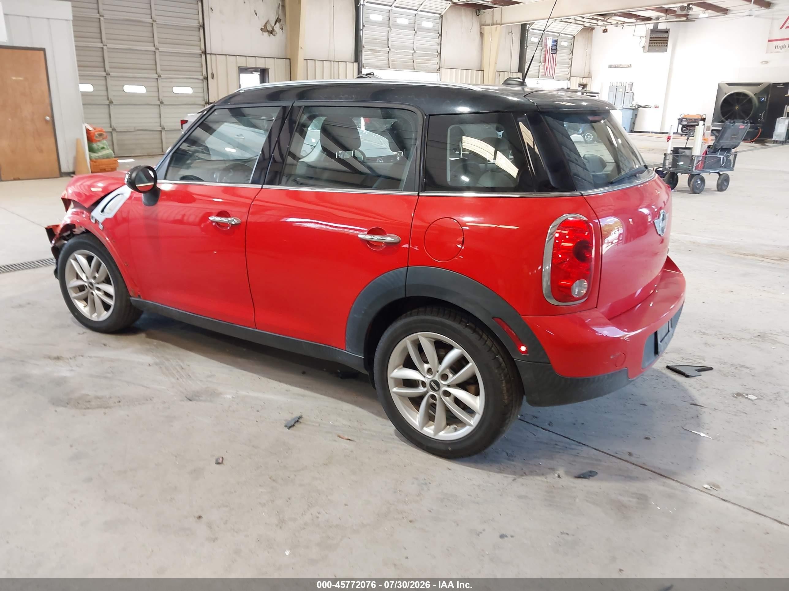 2012 Mini Cooper Countryman   Red vin: WMWZB3C56CWM03070