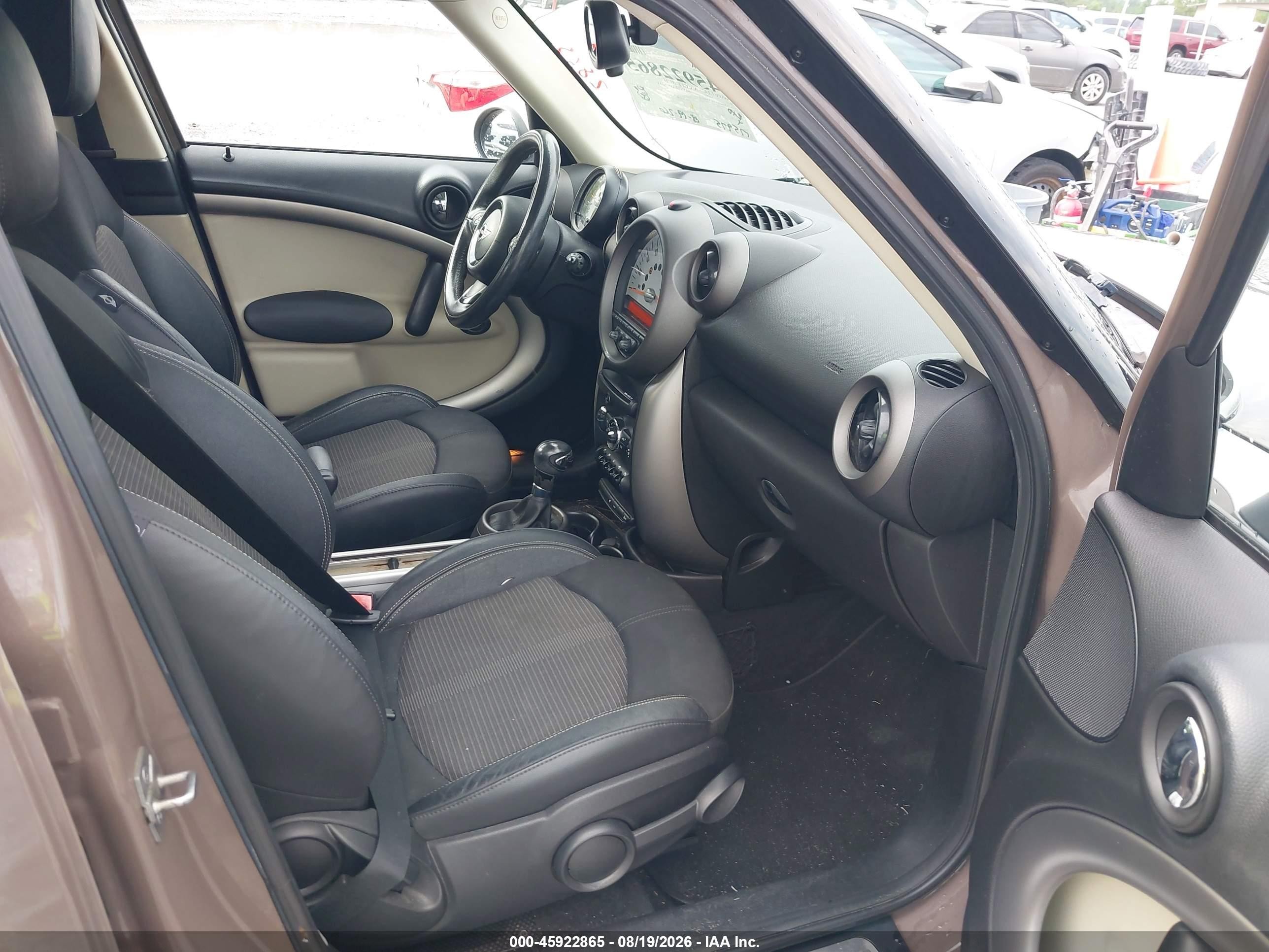 2012 Mini Cooper Countryman   Brown vin: WMWZB3C56CWM04722
