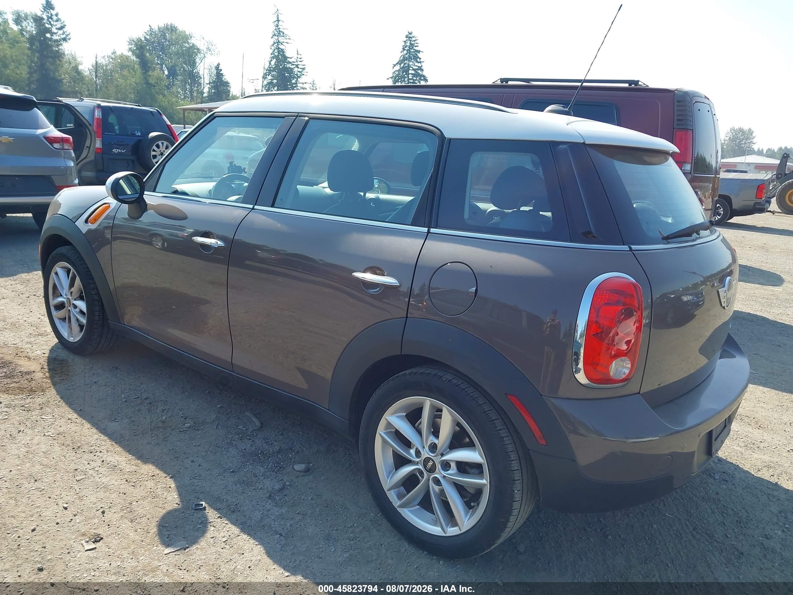 2012 Mini Cooper Countryman   Brown vin: WMWZB3C56CWM06079
