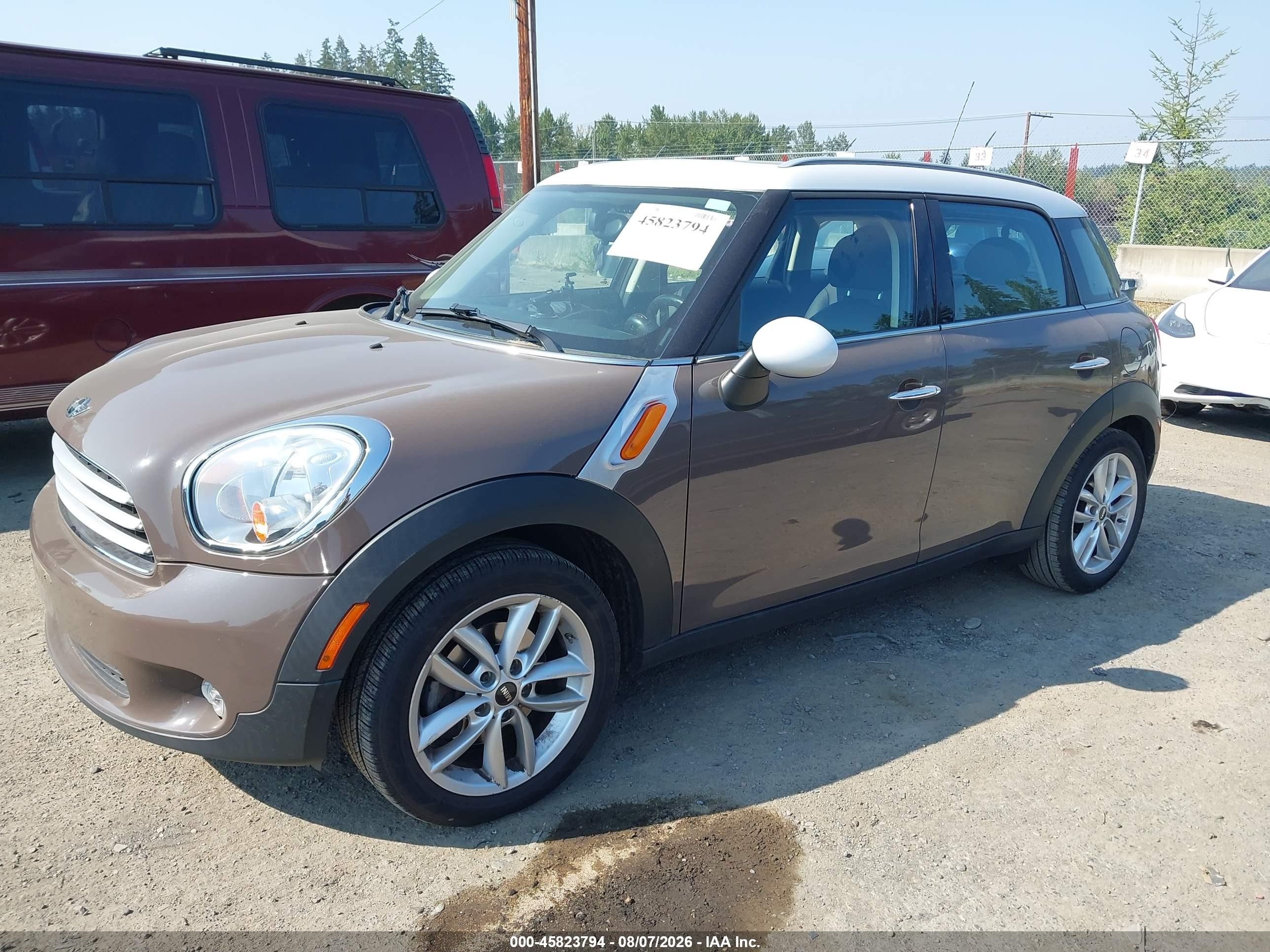 2012 Mini Cooper Countryman   Brown vin: WMWZB3C56CWM06079