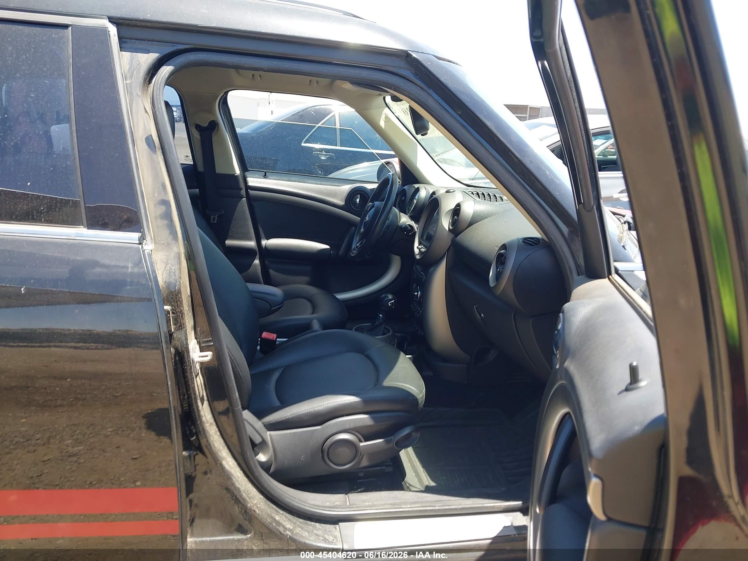 2012 Mini Cooper Countryman   Black vin: WMWZB3C56CWM06888