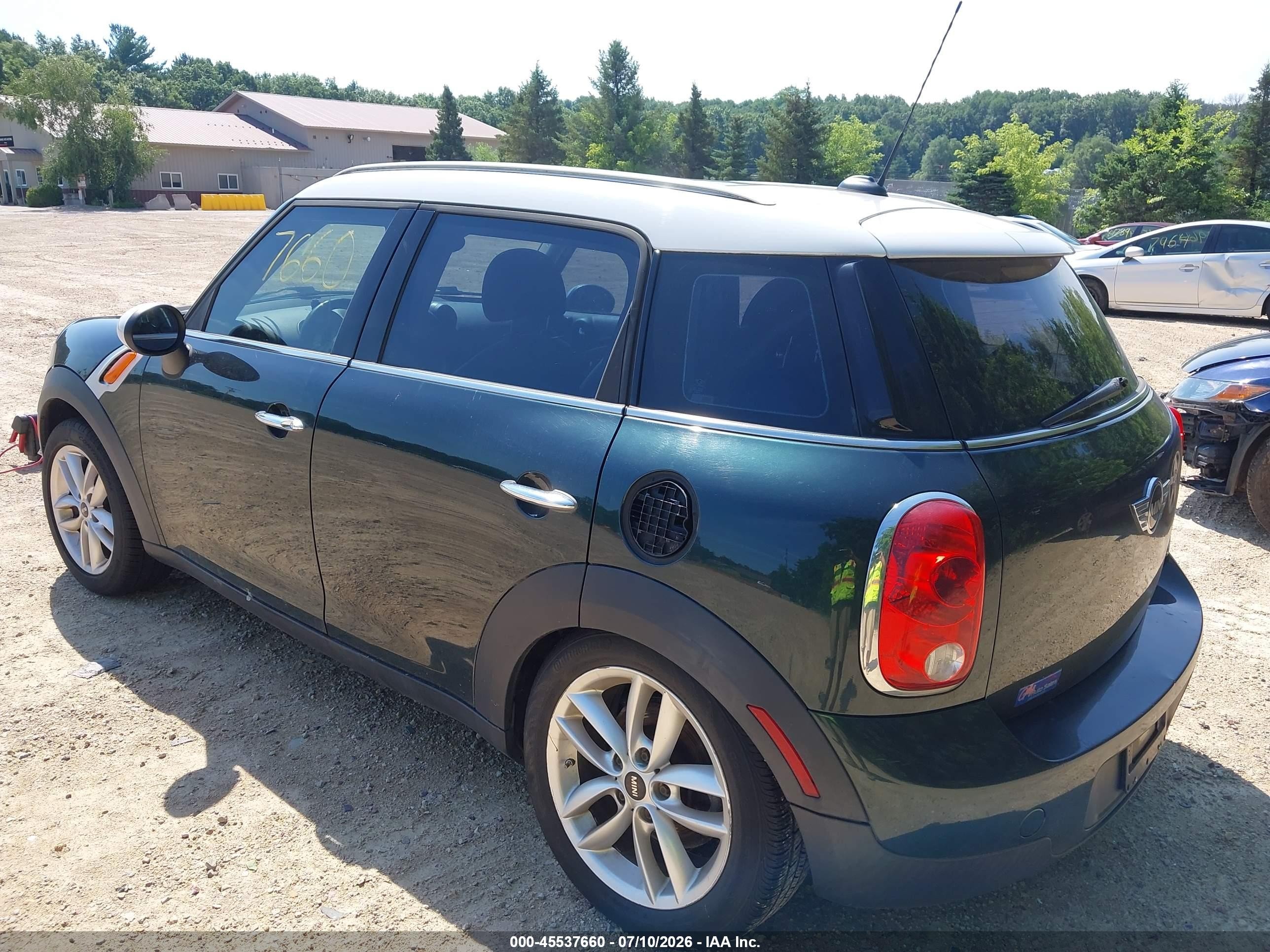 2013 Mini Countryman Cooper Blue vin: WMWZB3C56DWM07203