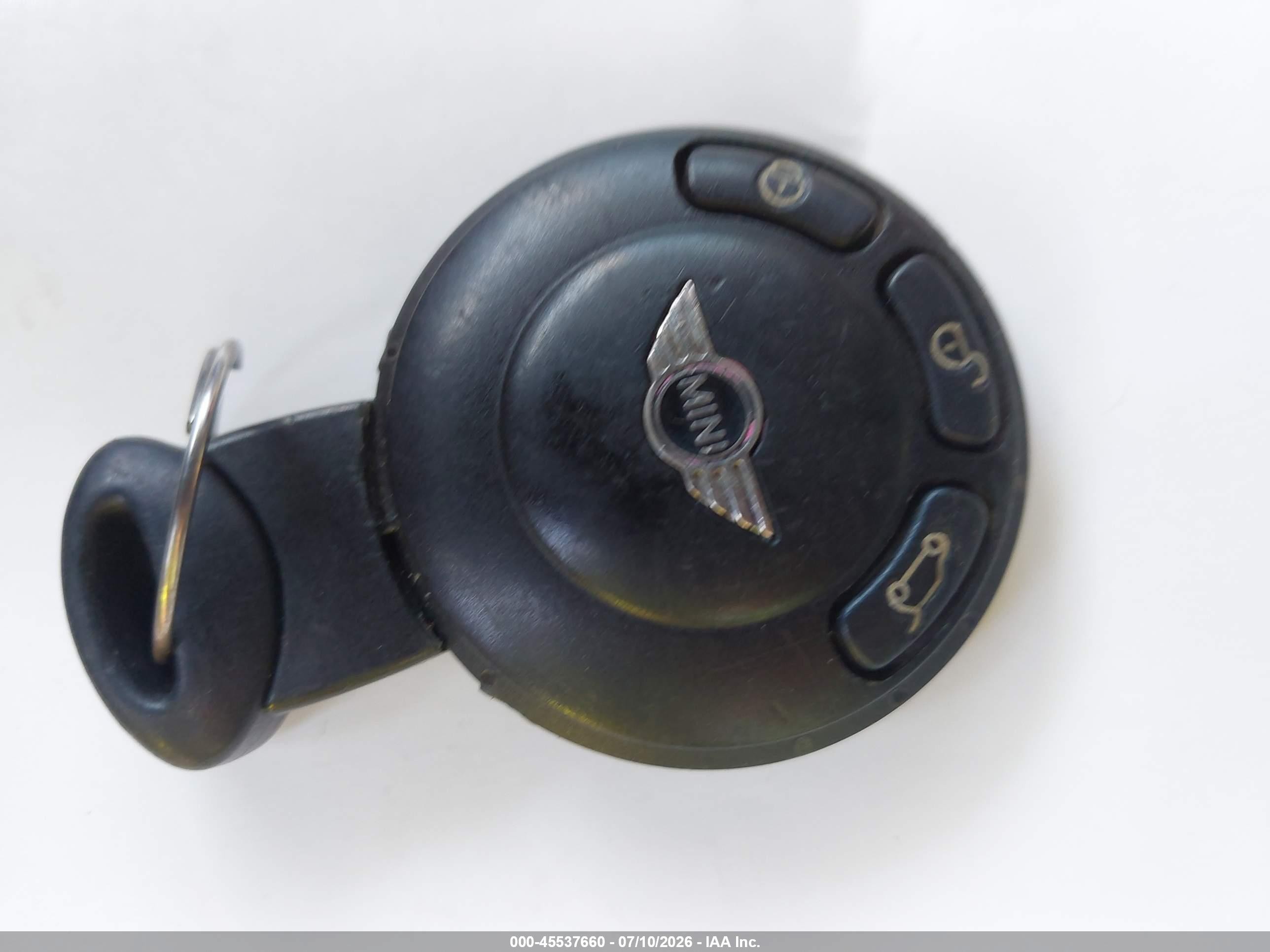 2013 Mini Countryman Cooper Blue vin: WMWZB3C56DWM07203