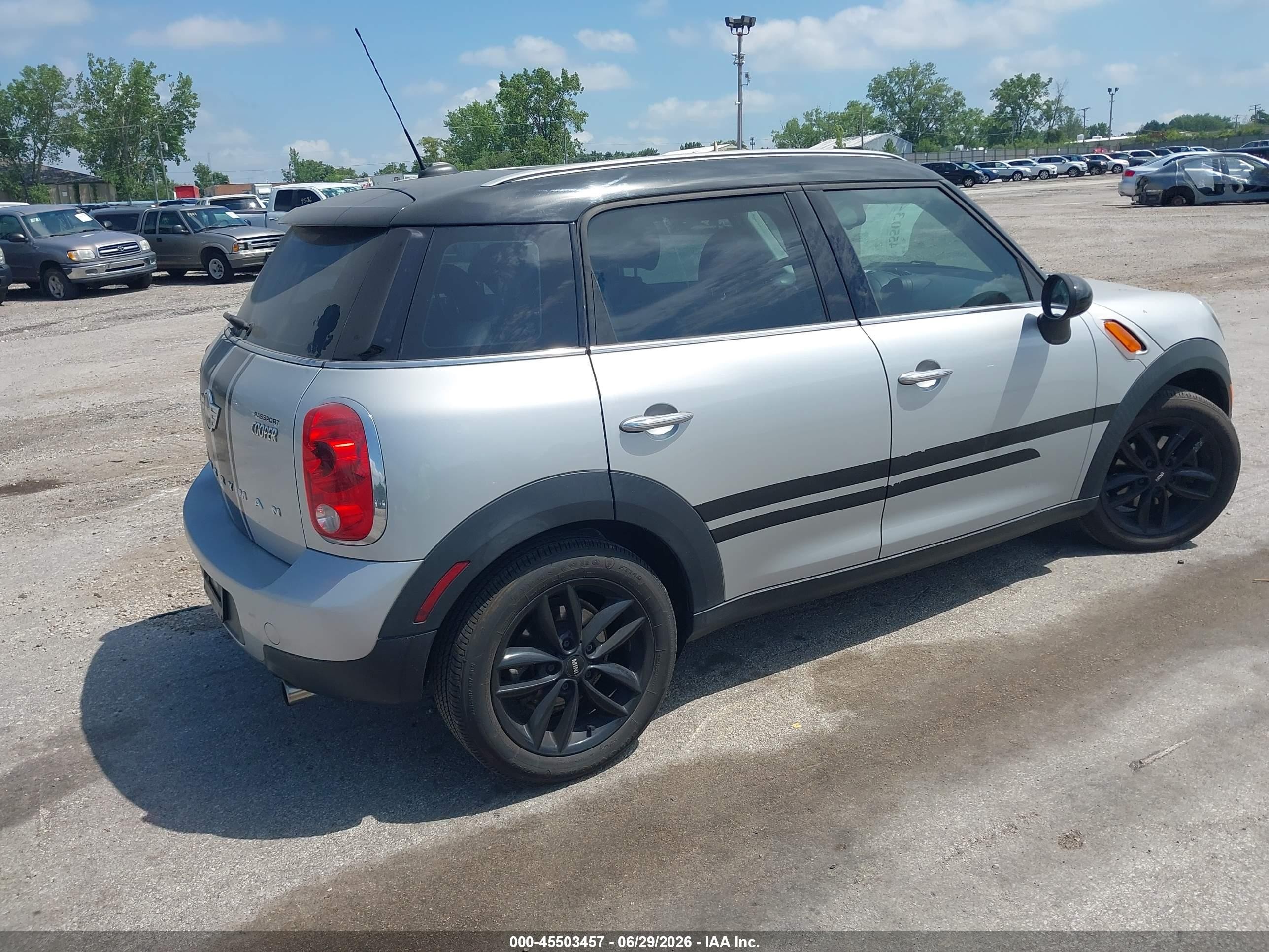 2014 Mini Countryman Cooper Коричневый vin: WMWZB3C56EWM31910