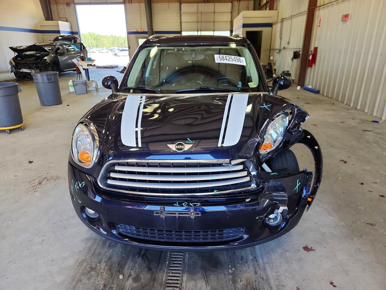 2014 Mini Cooper Countryman Blue vin: WMWZB3C56EWR40394