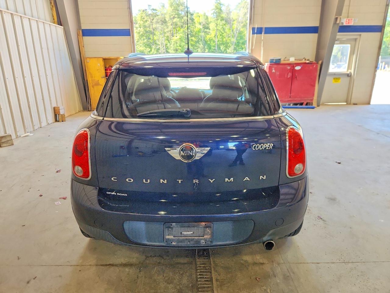 2014 Mini Cooper Countryman Blue vin: WMWZB3C56EWR40394