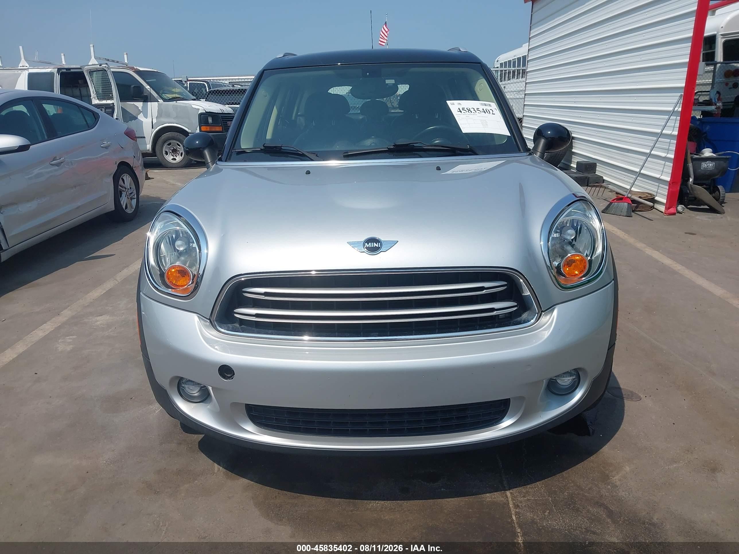 2015 Mini Countryman Cooper Silver vin: WMWZB3C56FWR44219