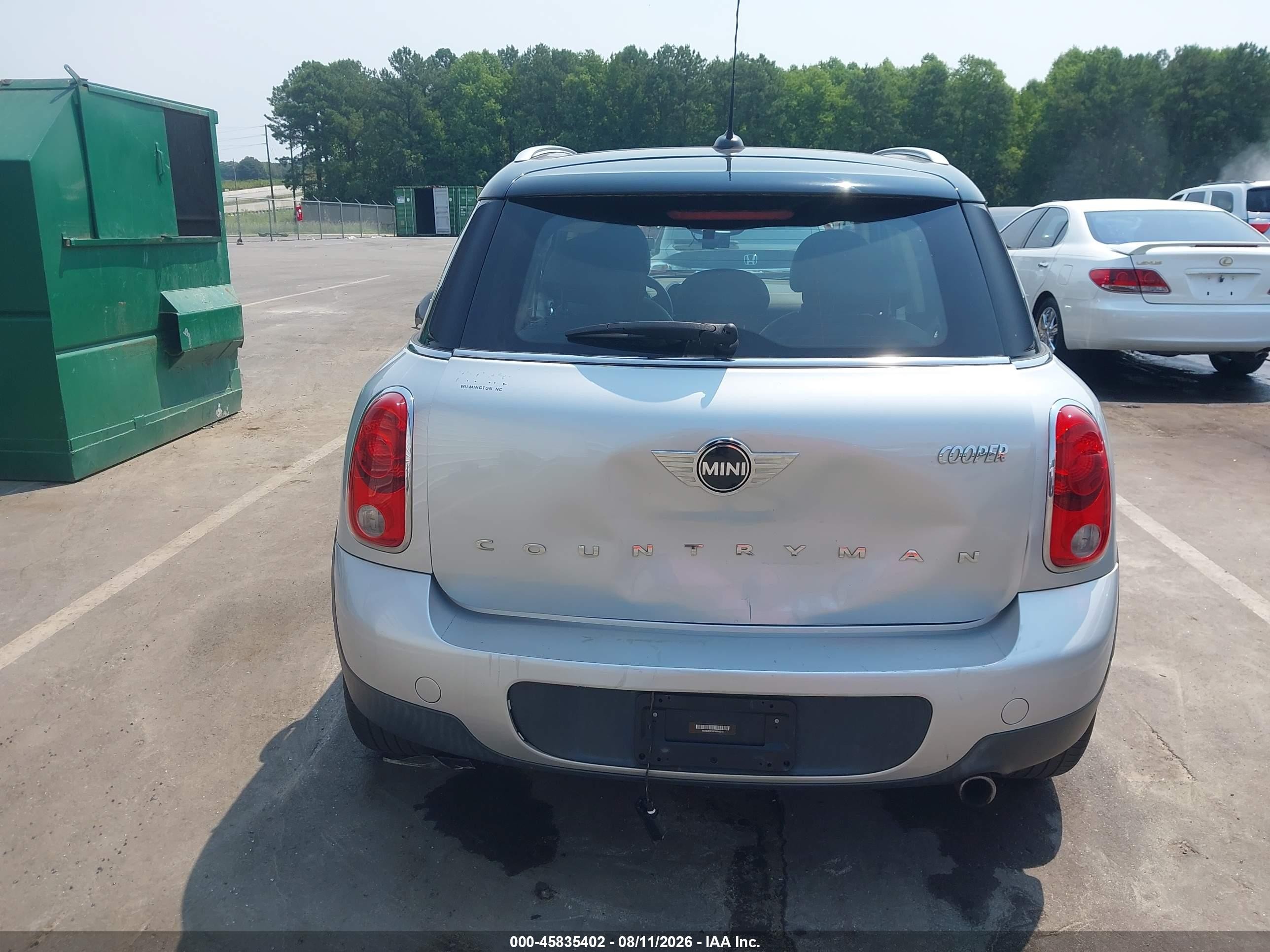 2015 Mini Countryman Cooper Silver vin: WMWZB3C56FWR44219