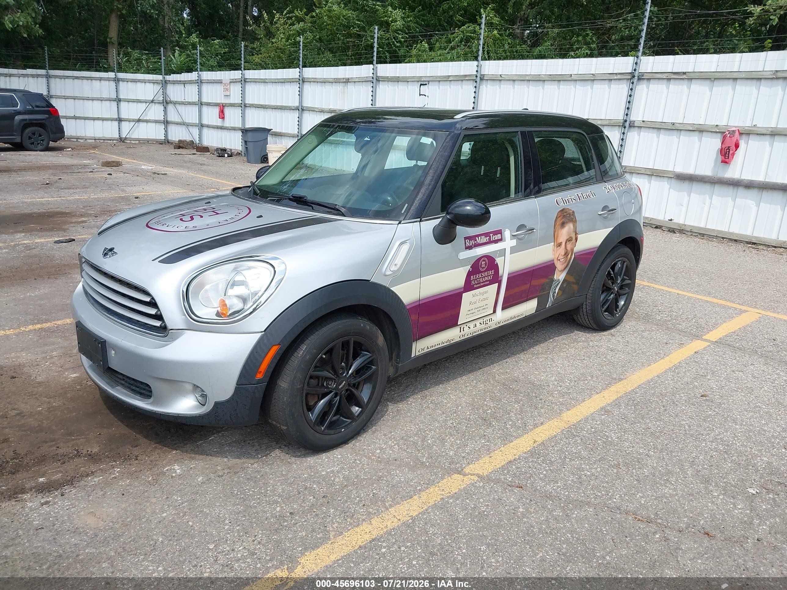2012 Mini Cooper Countryman   Silver vin: WMWZB3C57CWM06608
