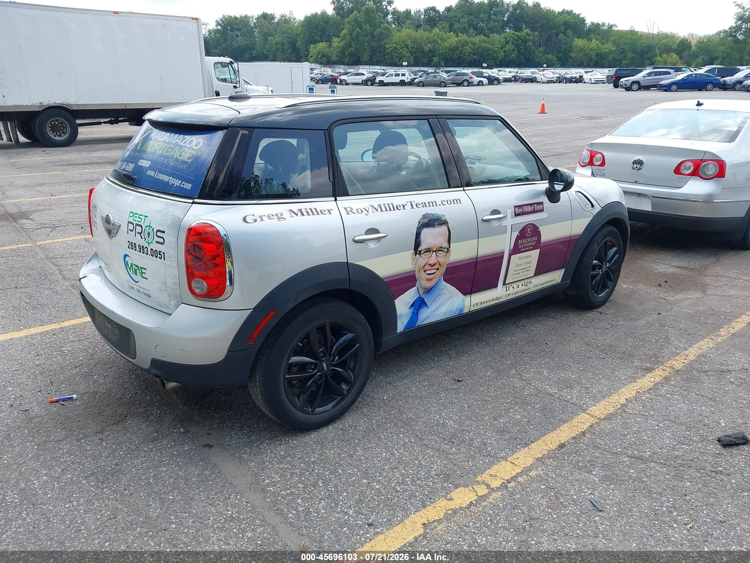 2012 Mini Cooper Countryman   Silver vin: WMWZB3C57CWM06608