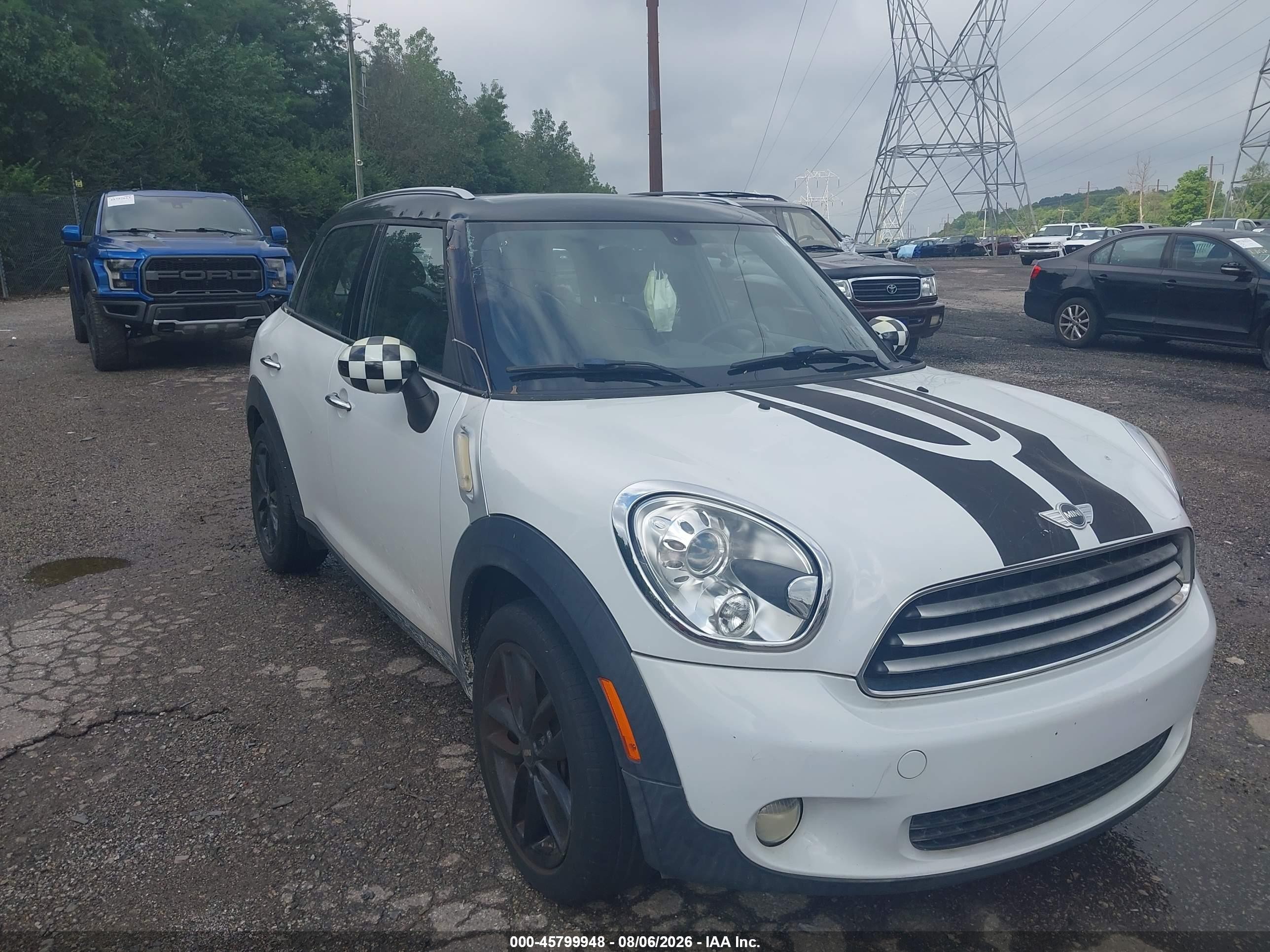 2011 Mini Cooper Countryman   Белый vin: WMWZB3C58BWM01528