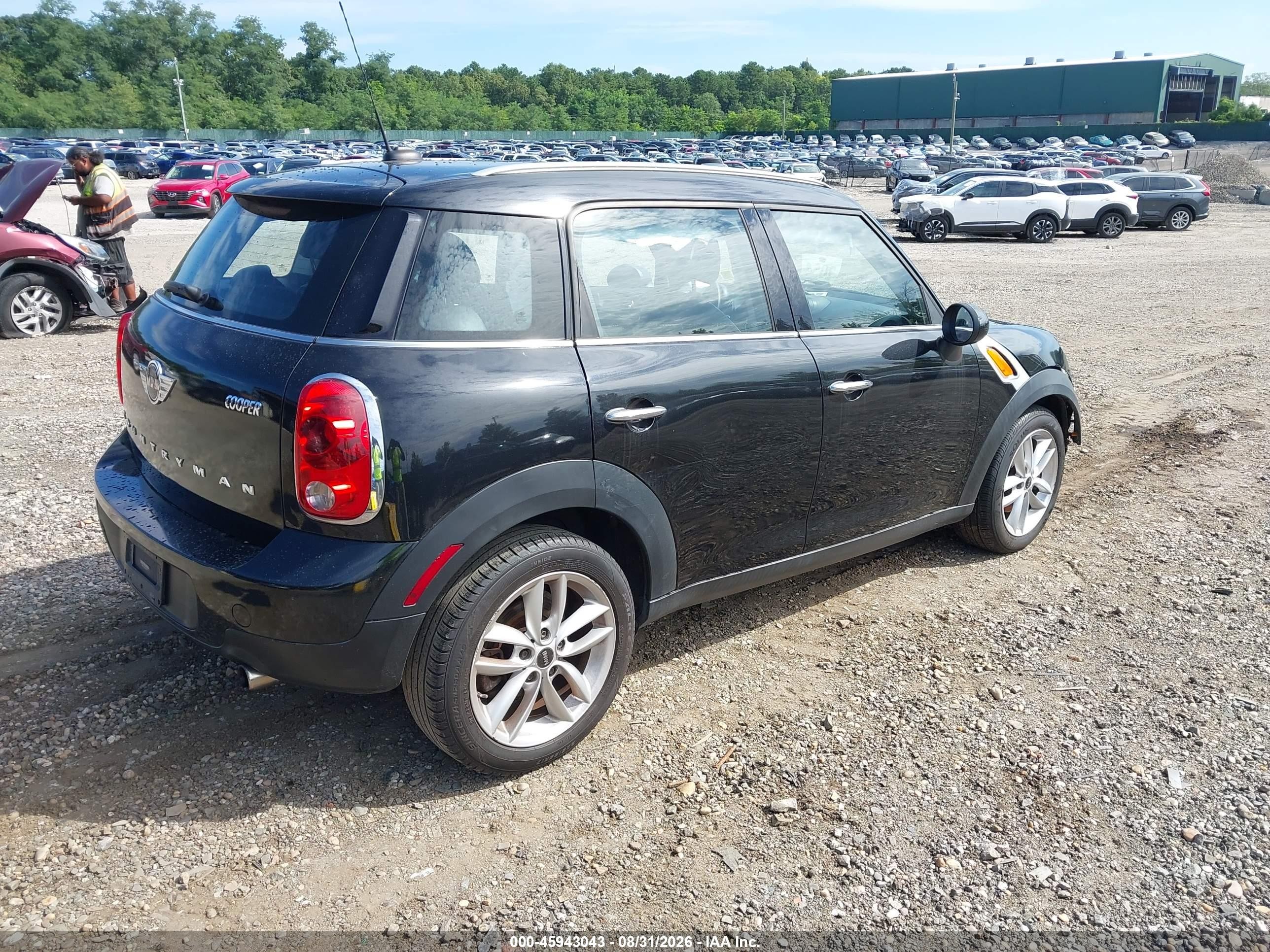 2013 Mini Countryman Cooper Black vin: WMWZB3C58DWM09146