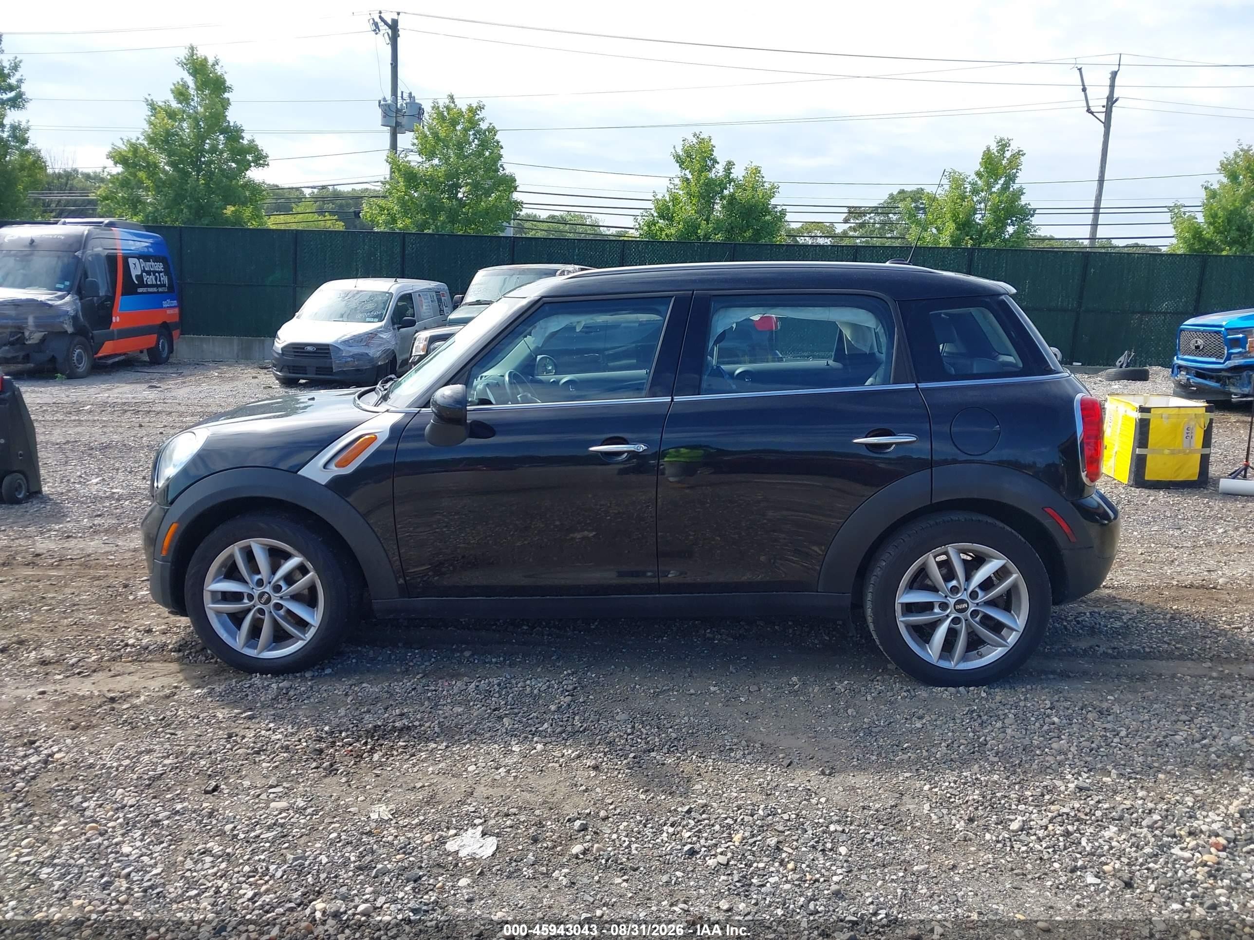 2013 Mini Countryman Cooper Black vin: WMWZB3C58DWM09146