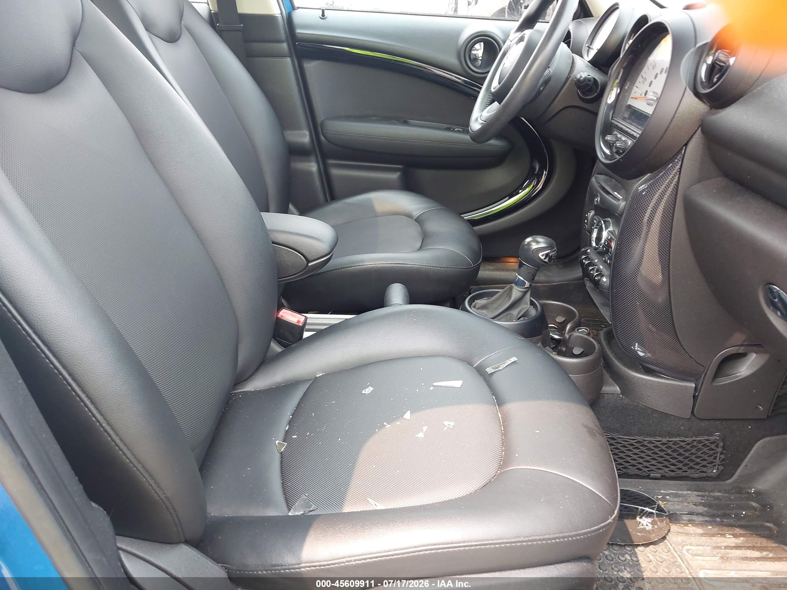 2014 Mini Countryman Cooper Синий vin: WMWZB3C58EWR42115