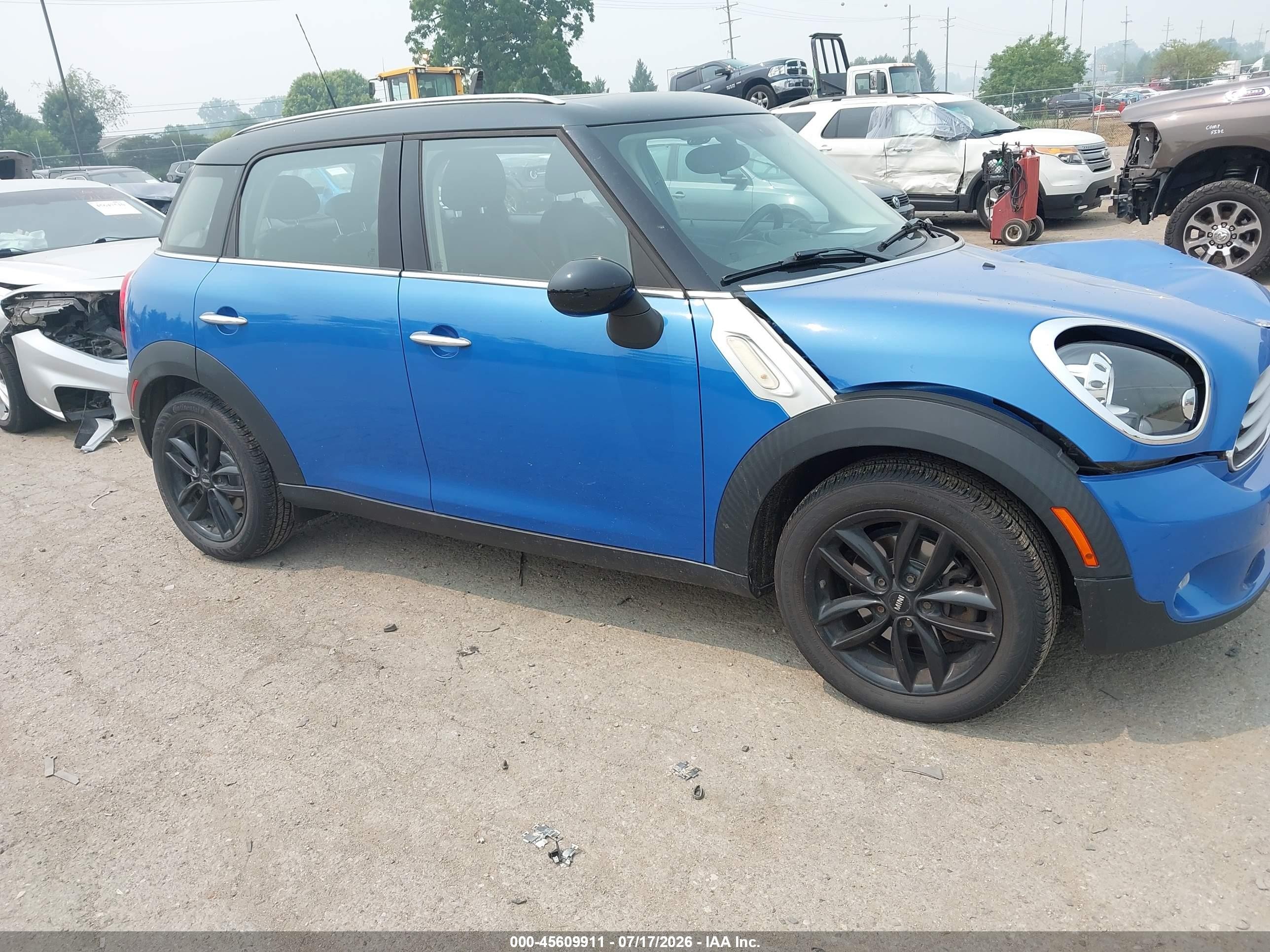 2014 Mini Countryman Cooper Синий vin: WMWZB3C58EWR42115