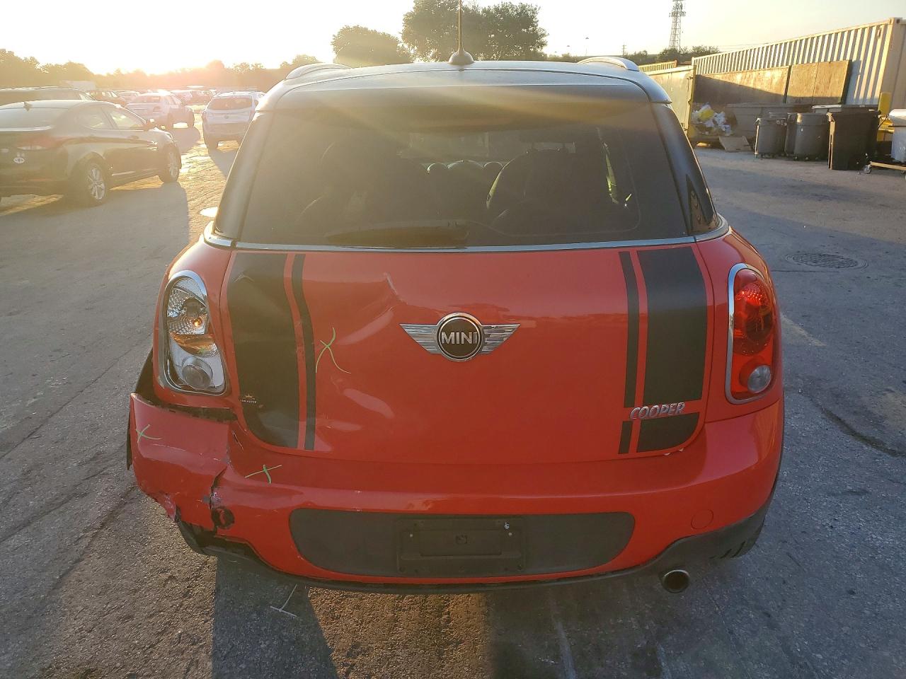 2012 Mini Cooper Countryman Red vin: WMWZB3C59CWM03094