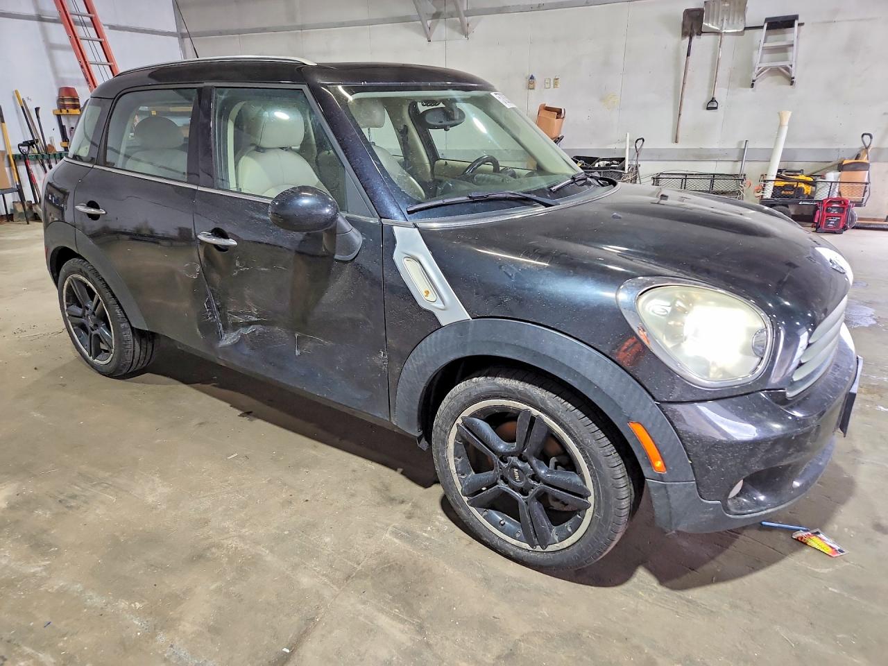 2011 Mini Cooper Countryman Black vin: WMWZB3C5XBWM00073