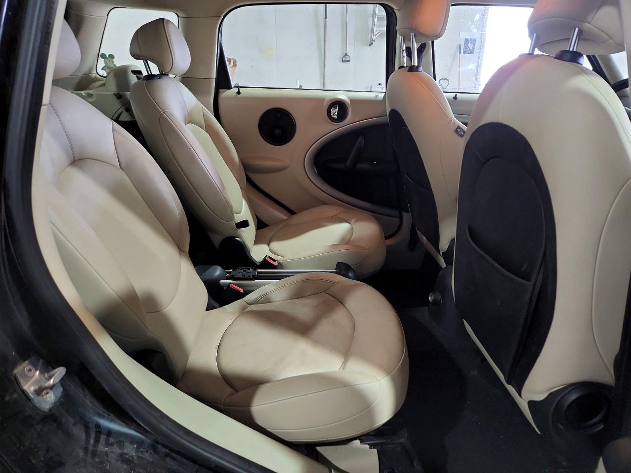 2011 Mini Cooper Countryman Black vin: WMWZB3C5XBWM00073