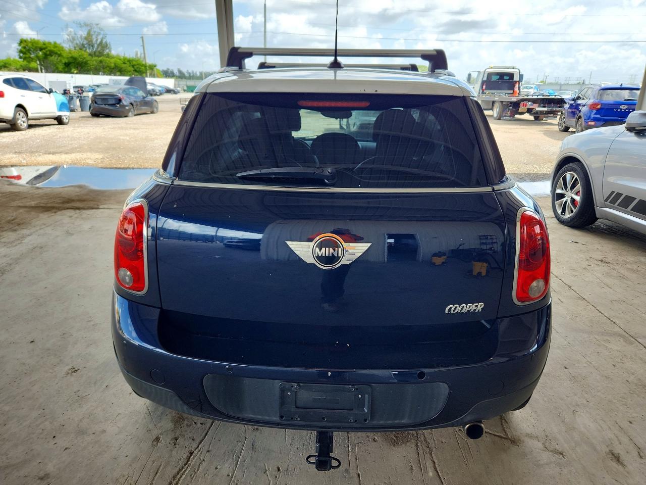 2012 Mini Cooper Countryman Blue vin: WMWZB3C5XCWM03055