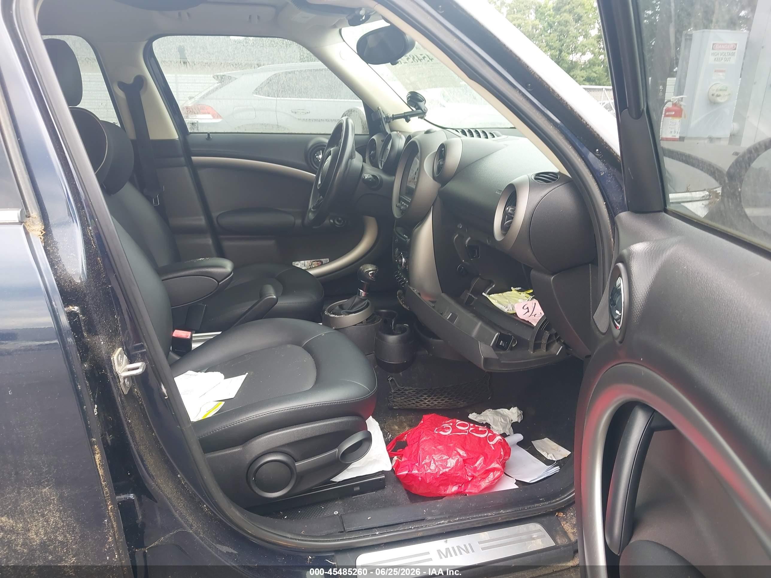 2012 Mini Cooper Countryman   Black vin: WMWZB3C5XCWM05789