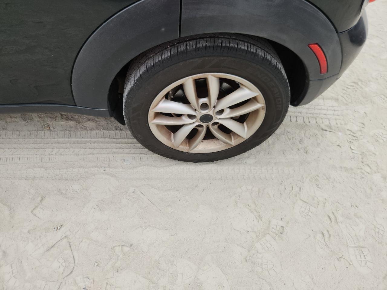 2014 Mini Cooper Countryman Green vin: WMWZB3C5XEWR36767 Damage: Left Rear Wheel, Rust, Repair Required