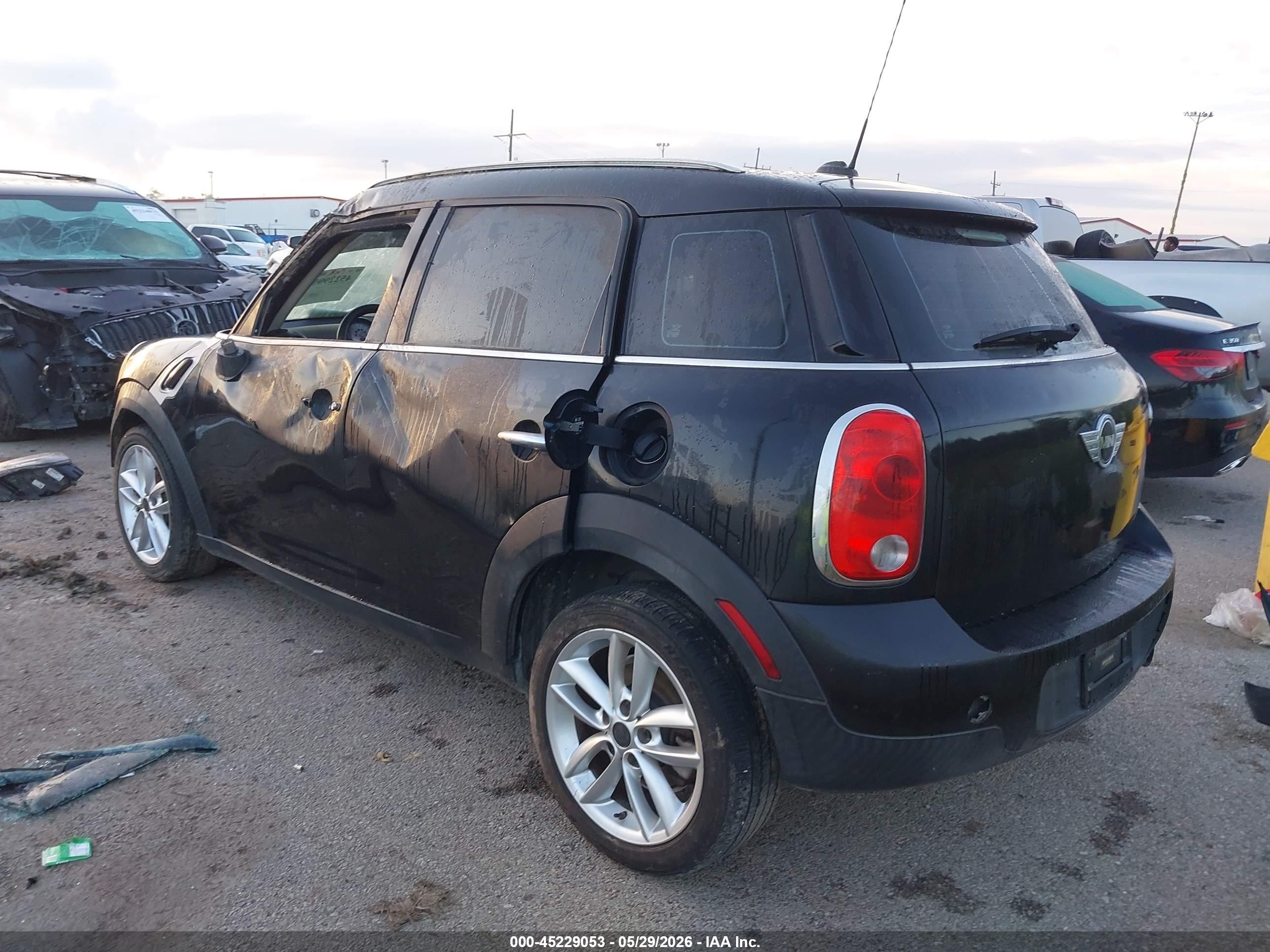 2014 Mini Countryman Cooper Black vin: WMWZB3C5XEWR39085