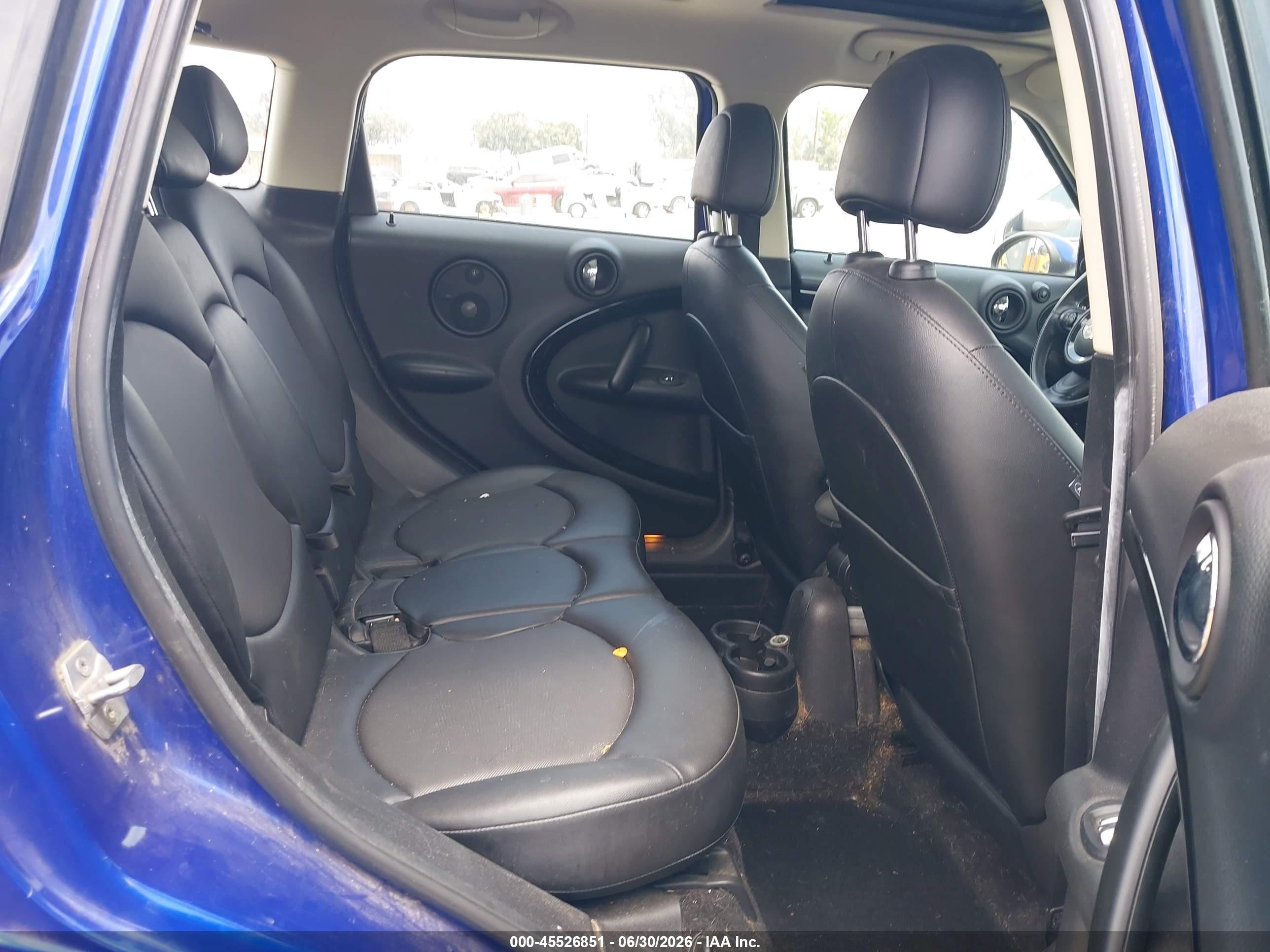 2015 Mini Countryman Cooper Blue vin: WMWZB3C5XFWR42747