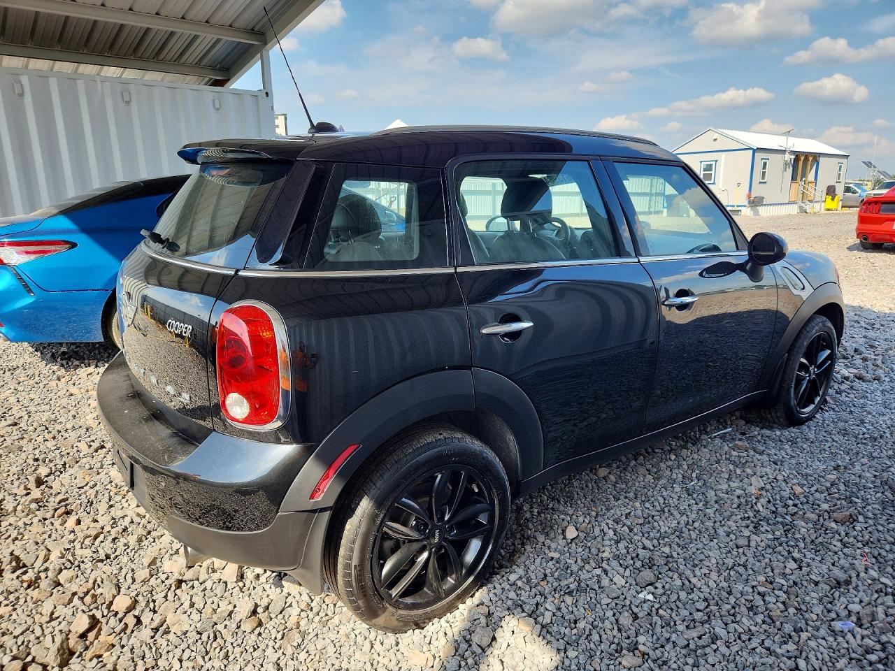 2016 Mini Cooper Countryman Black vin: WMWZB3C5XGWM33551