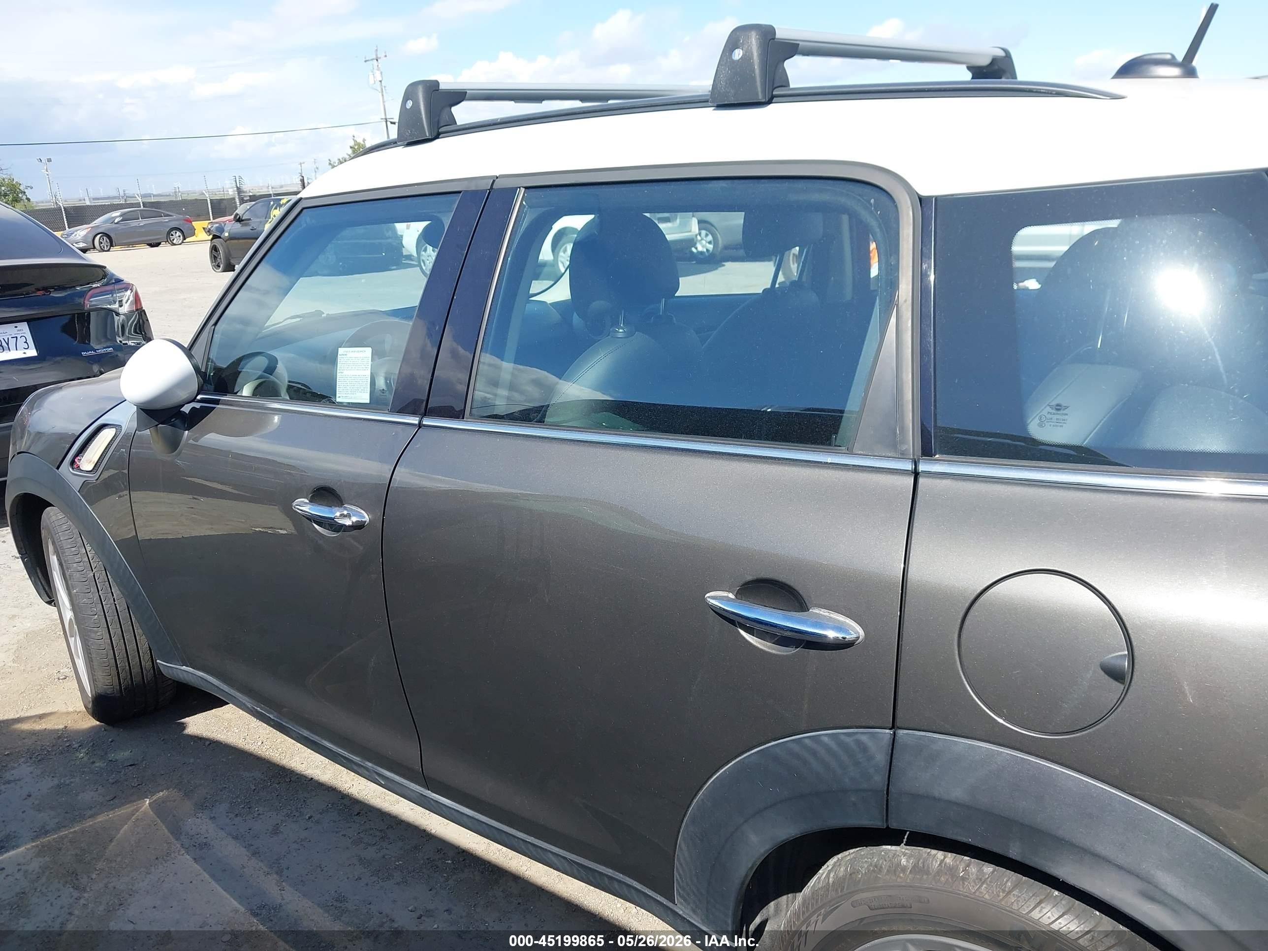 2012 Mini Cooper S Countryman   Brown vin: WMWZC3C50CWL85789