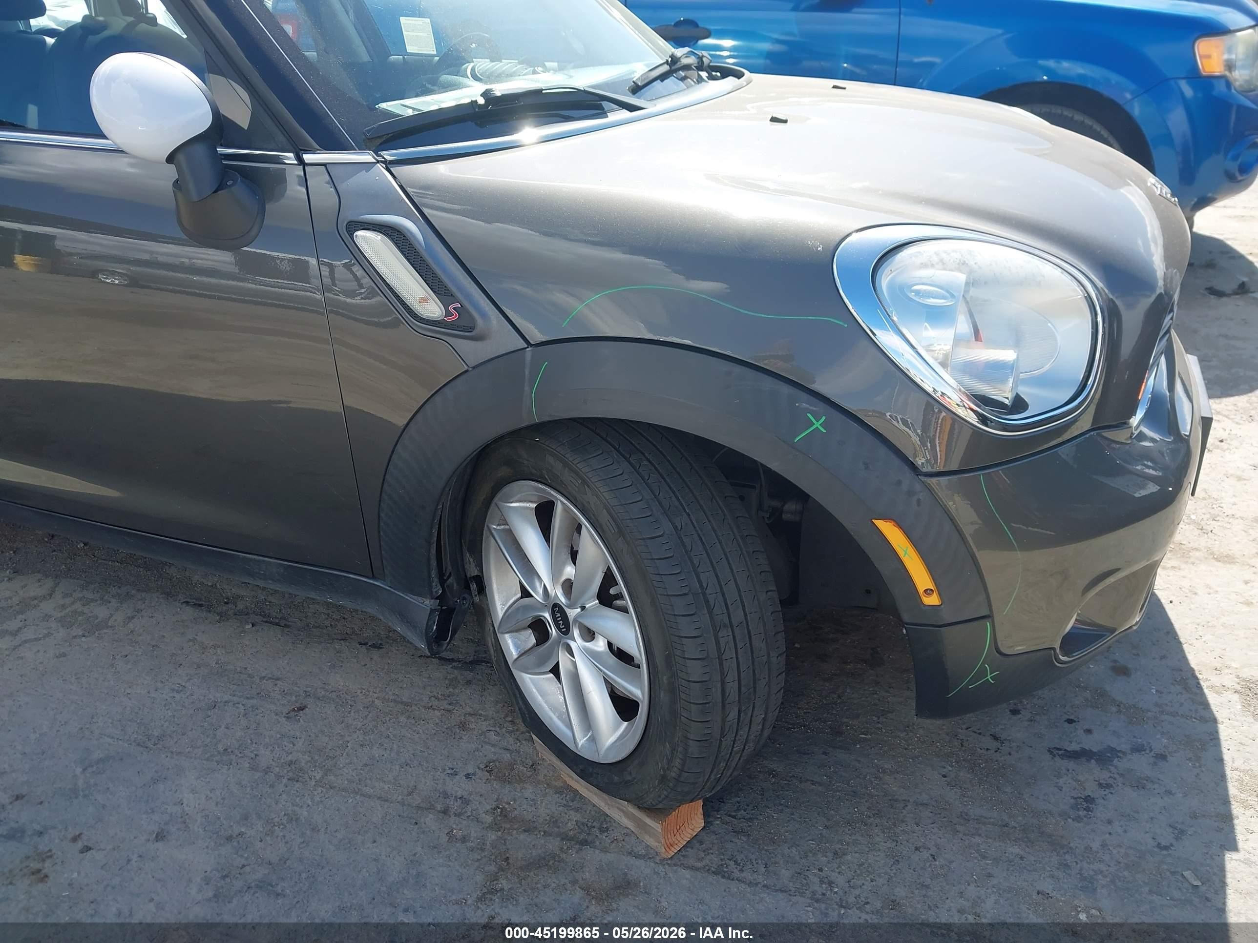 2012 Mini Cooper S Countryman   Brown vin: WMWZC3C50CWL85789