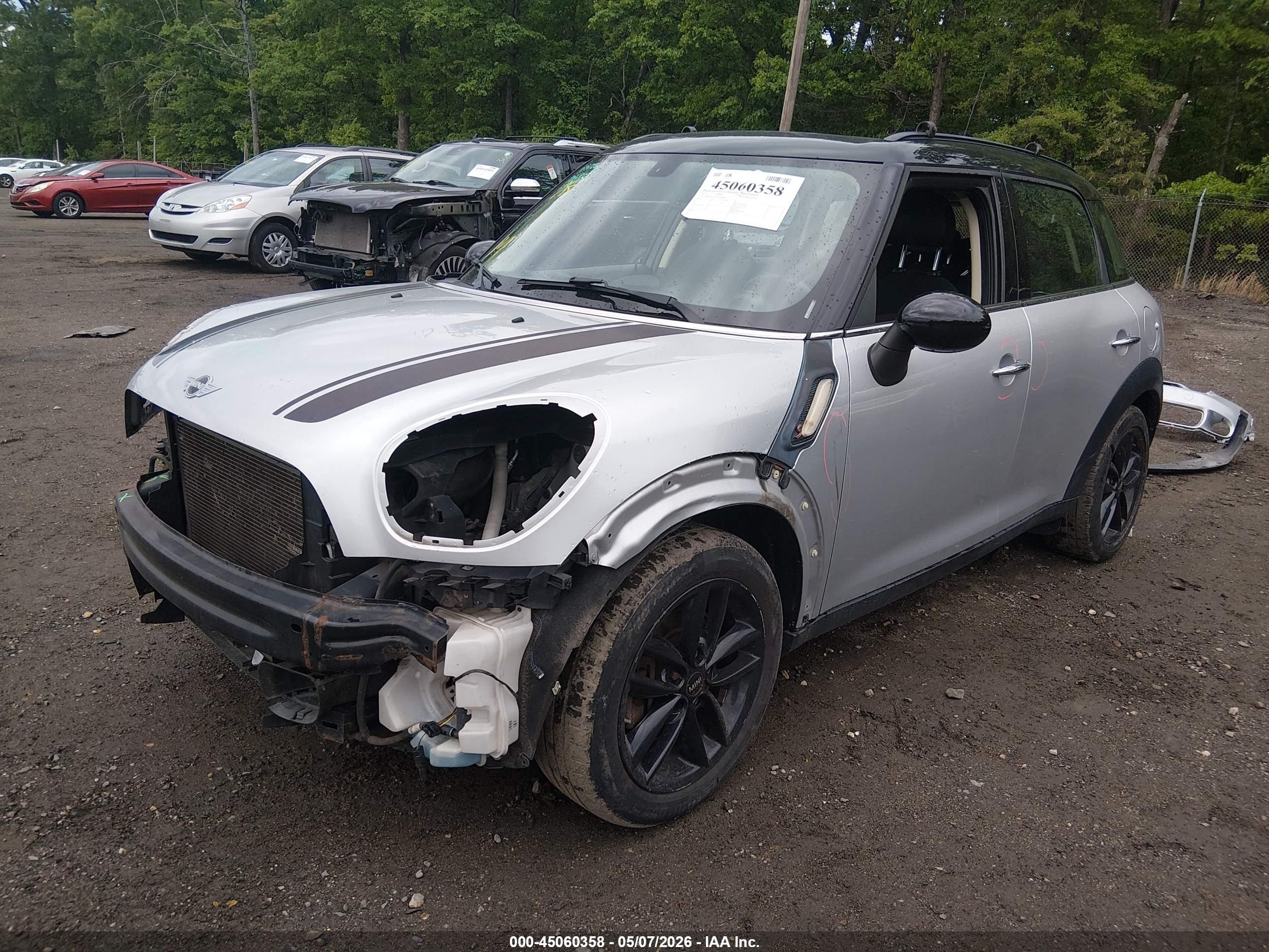 2013 Mini Countryman Cooper S Silver vin: WMWZC3C50DWM28397